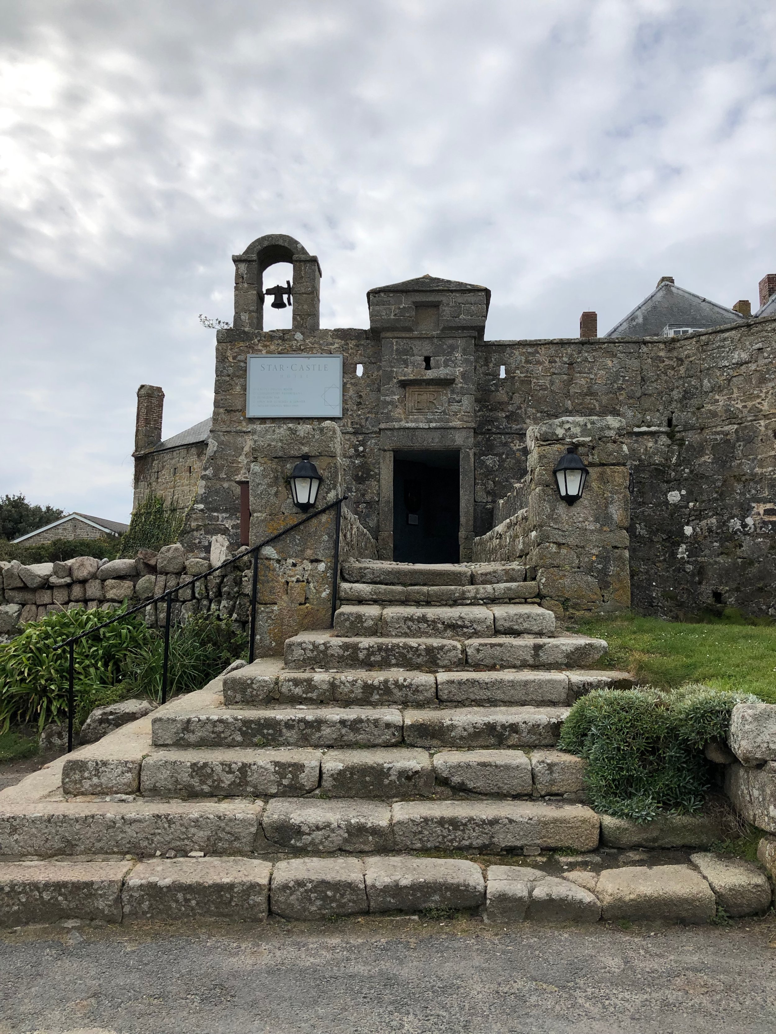 The entrance to the Star Castle Hotel.jpg