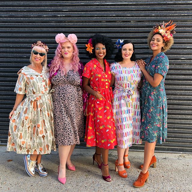 Just loved this shoot with @loveurlookclothing my favourite vintage style dress designer who is ethical,  celebrates diversity and finds the most amazing fabrics in India. What a wonderful group of women to pose alongside❤️I really must wear heels th