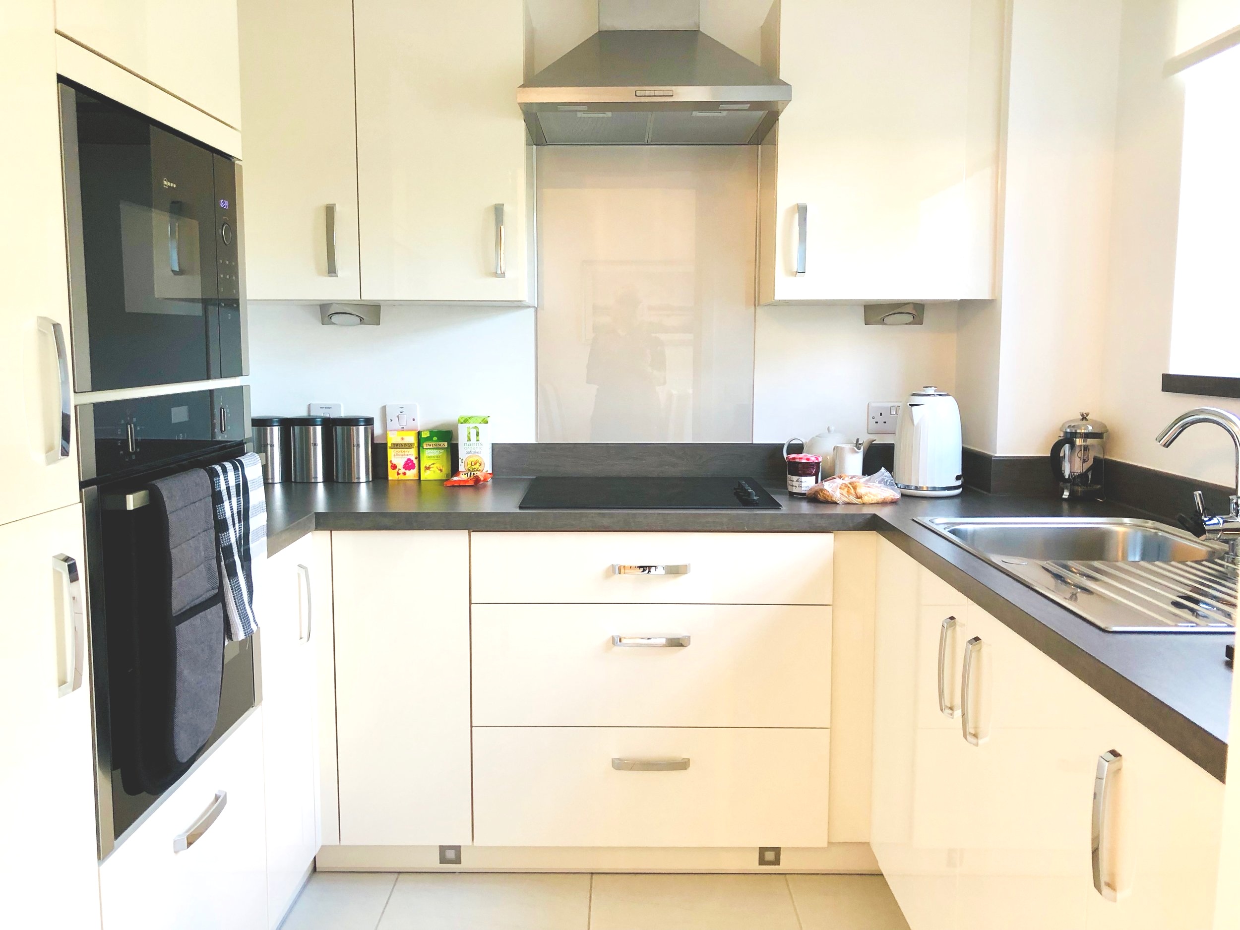 Well-planned kitchen in a 2-bed apartment.