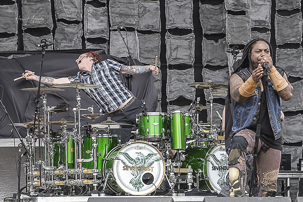 Sevendust walked away making sure everyone knew who they were.