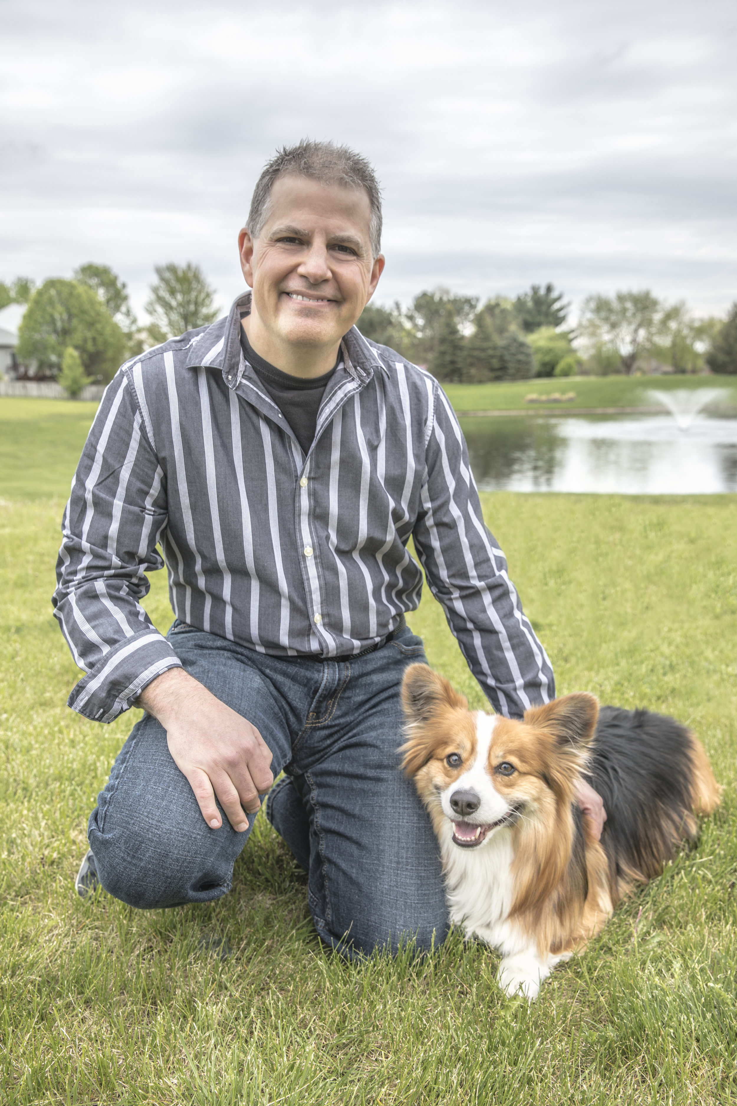 ⭐⭐⭐⭐⭐ Portraits “Very down to earth. Easy to talk to … He has a great eye for what works in a photo sense for what you're wanting … Really goes above and beyond to make sure you get what you want …Thank you Harry.” —Jonathan D