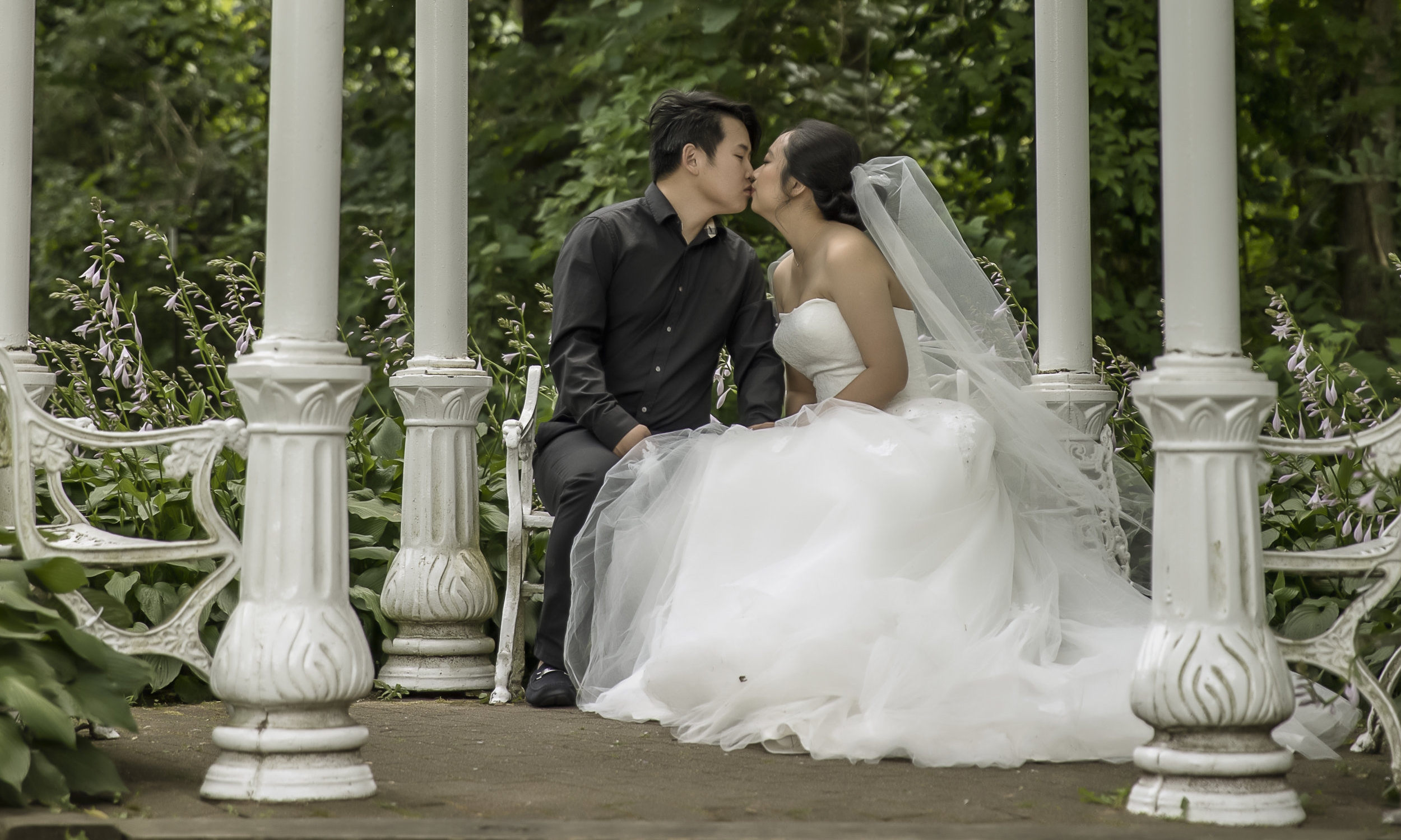 ⭐⭐⭐⭐⭐ Wedding "It was perfect! The whole process is awesome! I am so glad to meet Harry!" —Yixuan Z