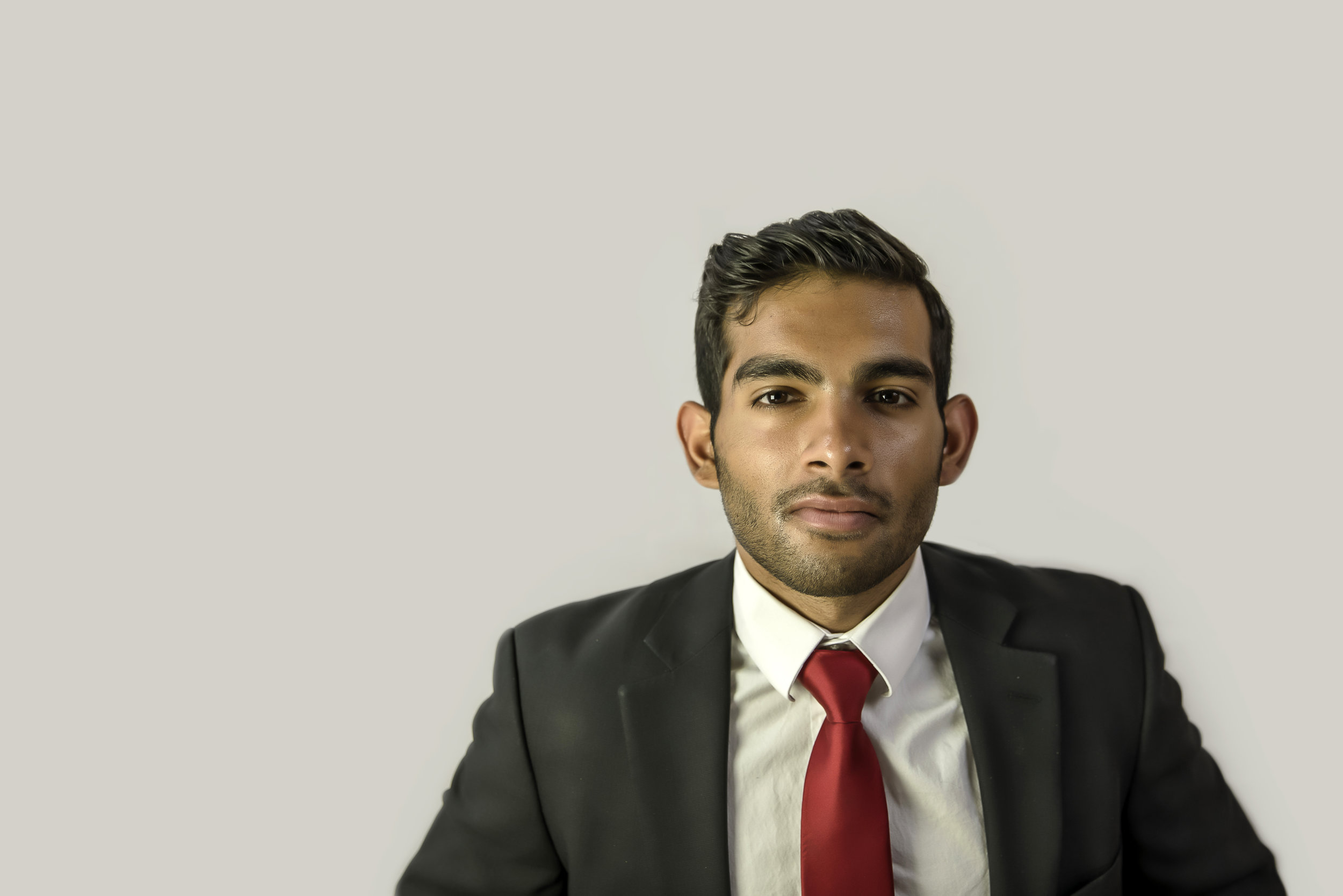 ⭐⭐⭐⭐⭐ Headshots "Very understanding and flexible. He's the homie." —Usjid H