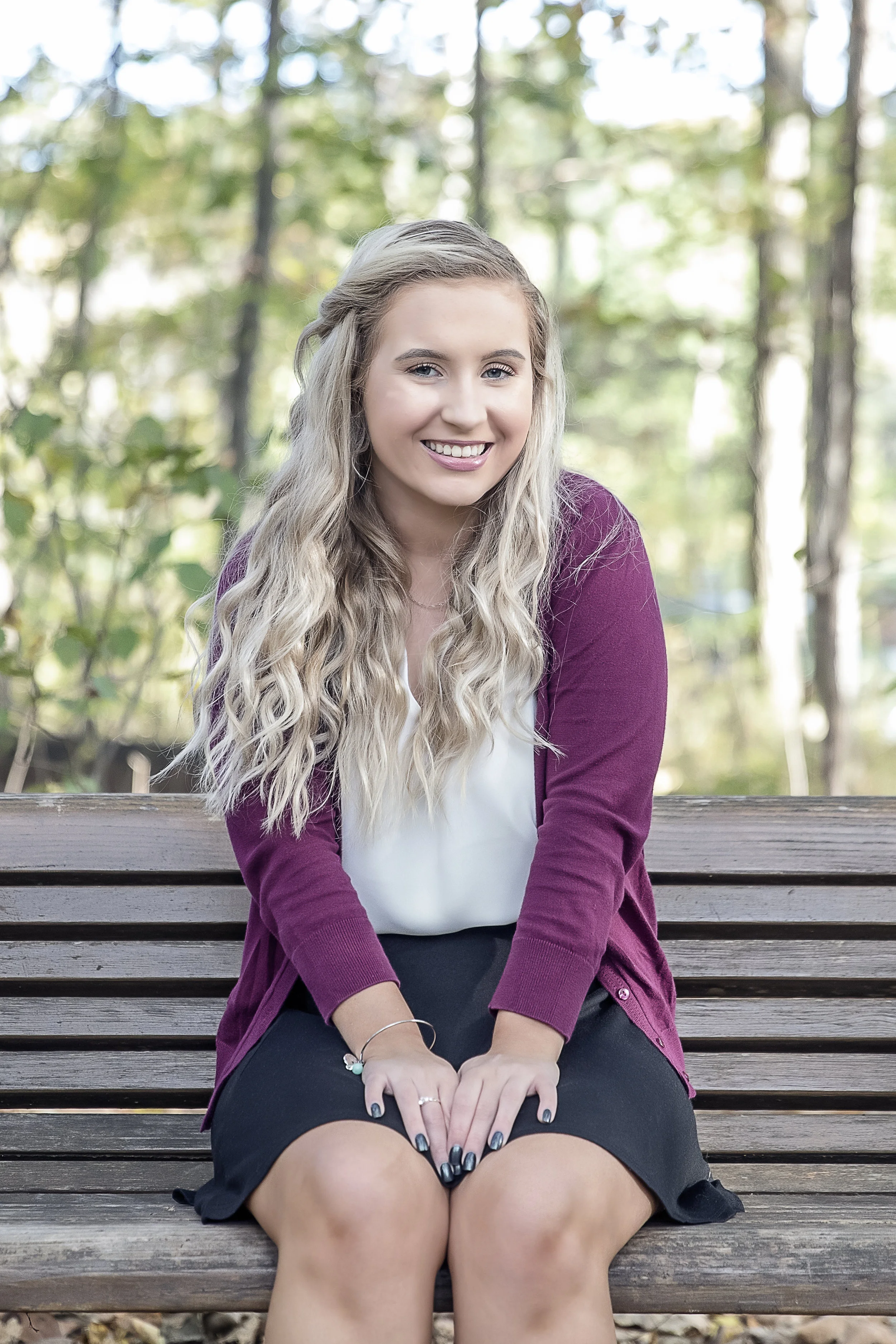 ⭐⭐⭐⭐⭐&nbsp; &nbsp;Senior Portraits"Very easy to schedule with and understanding."— Taylor W