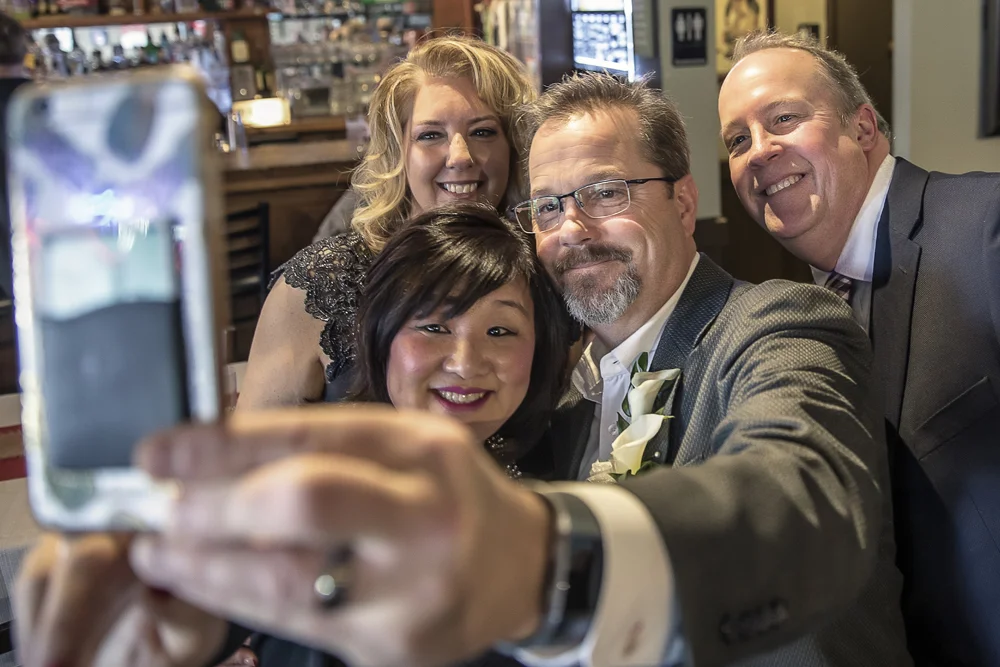 Selfie-Crook-Wedding-Onelleys-Pub-Lewis-Center-Harry-Acosta-Photography.jpg