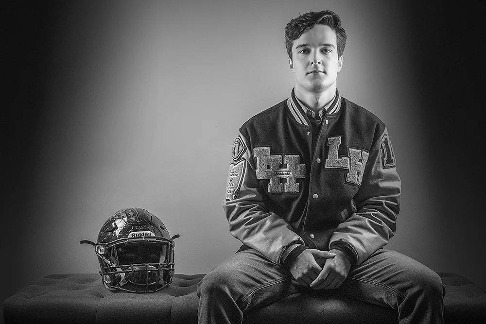 Studio-Senior-Portraits-Football-Player-Columbus-Ohio-Harry-Acosta-Photography.jpg