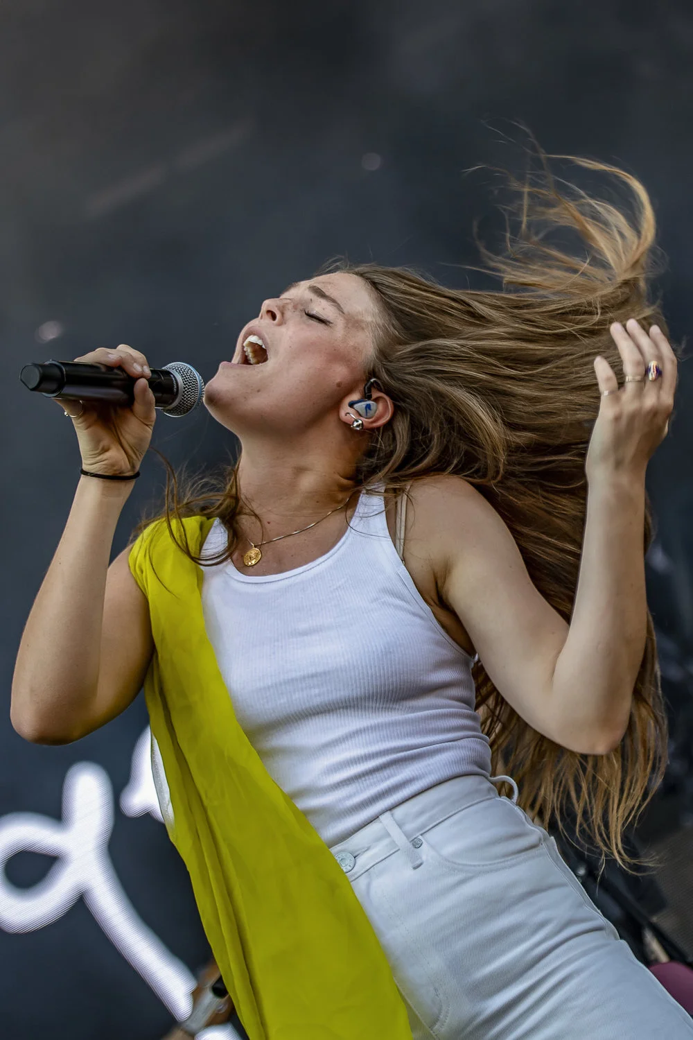 Maggie-Rogers-.jpg