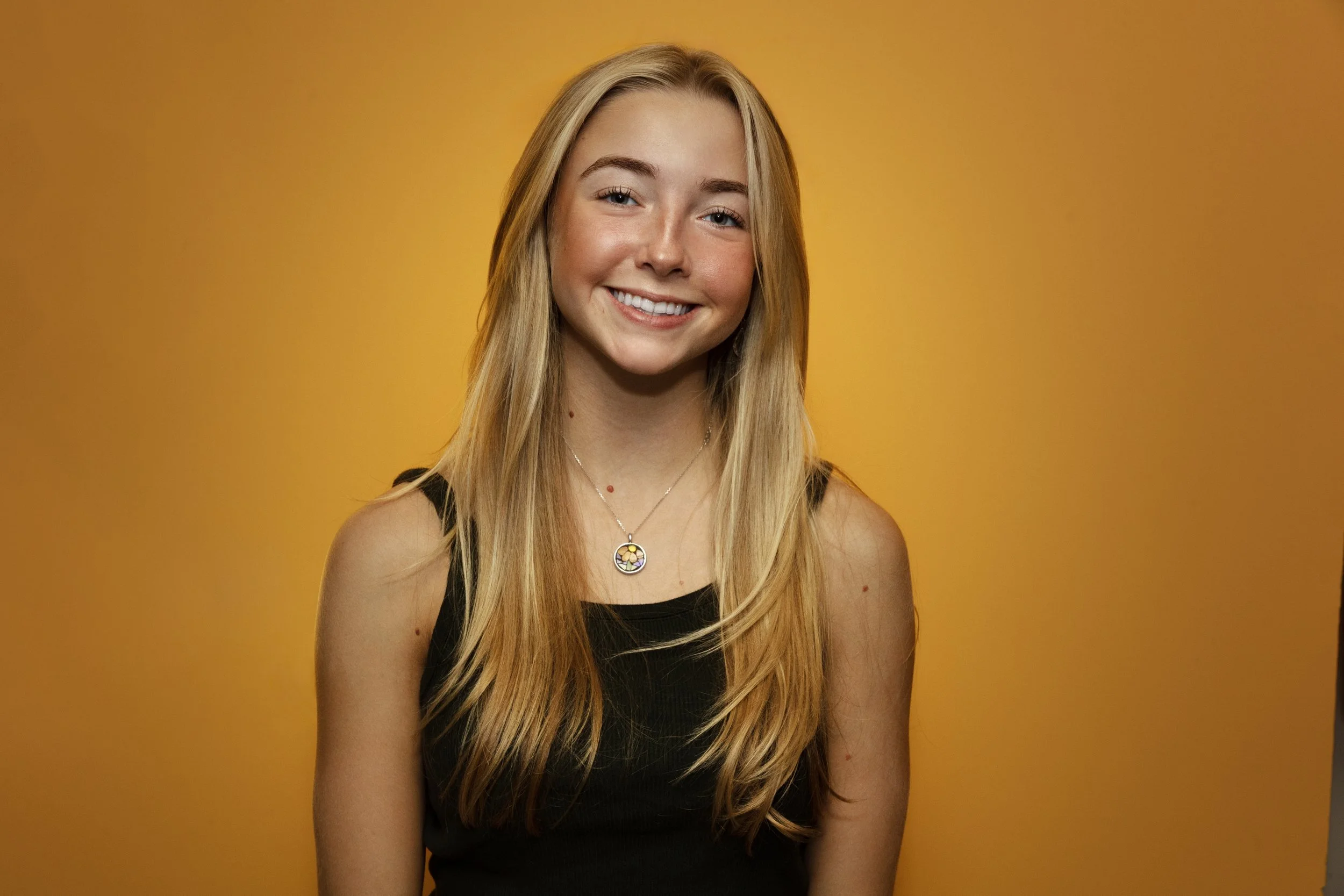 LindsayS-Home-Studio-Headshots-Harry-Acosta-Photography.jpg