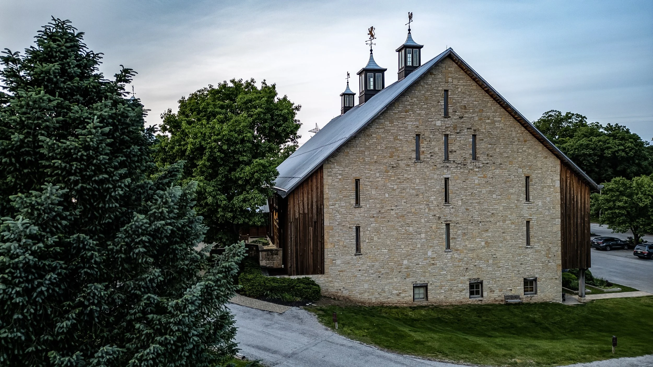 Church-Liberty-Barn-Church_Wedding-Photography-Harry Acosta-Photography.jpg