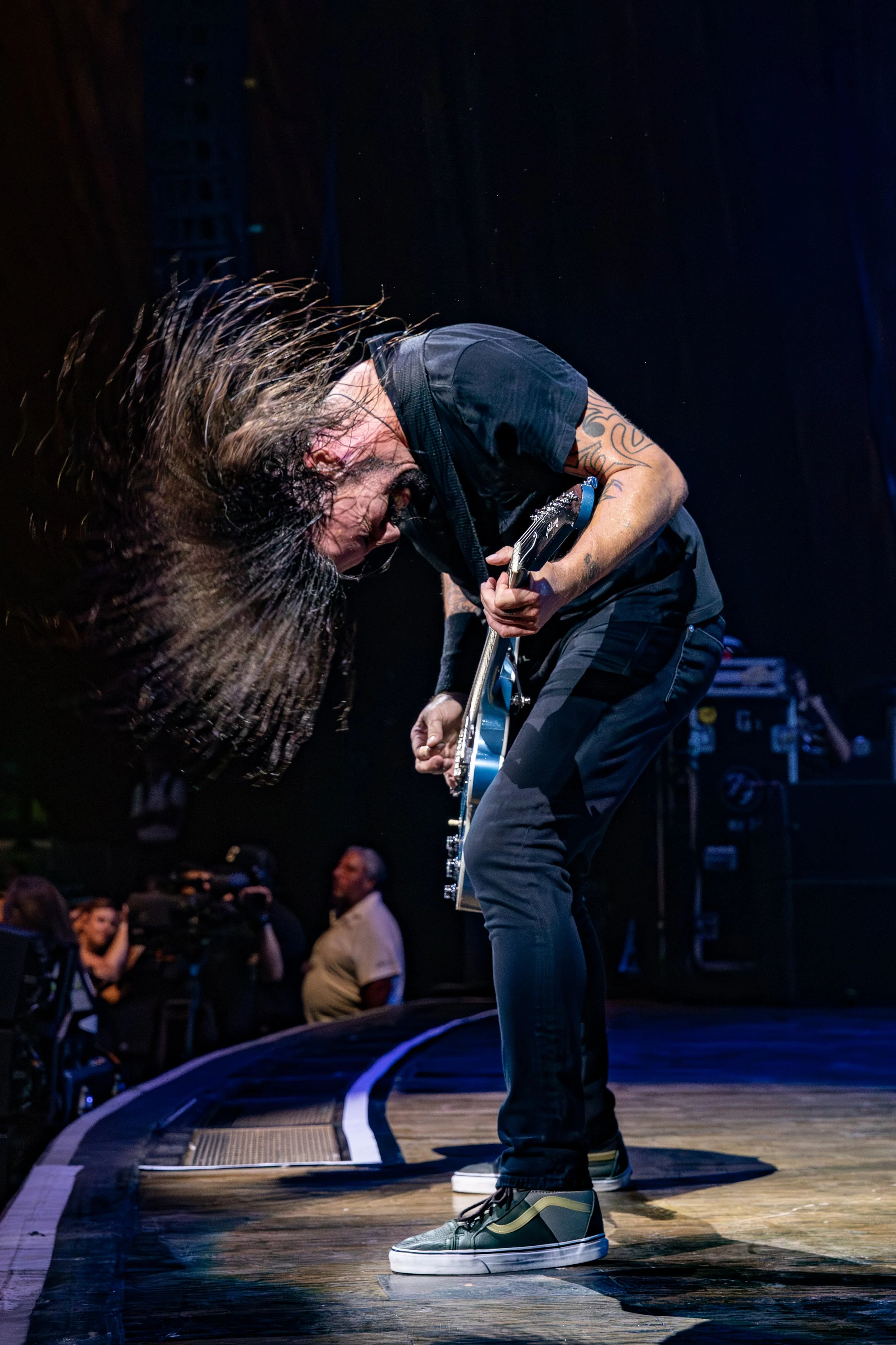 Dave Grohl whips head down live at Blossom Music Center in Cuyahoga Falls - Harry Acosta Photography