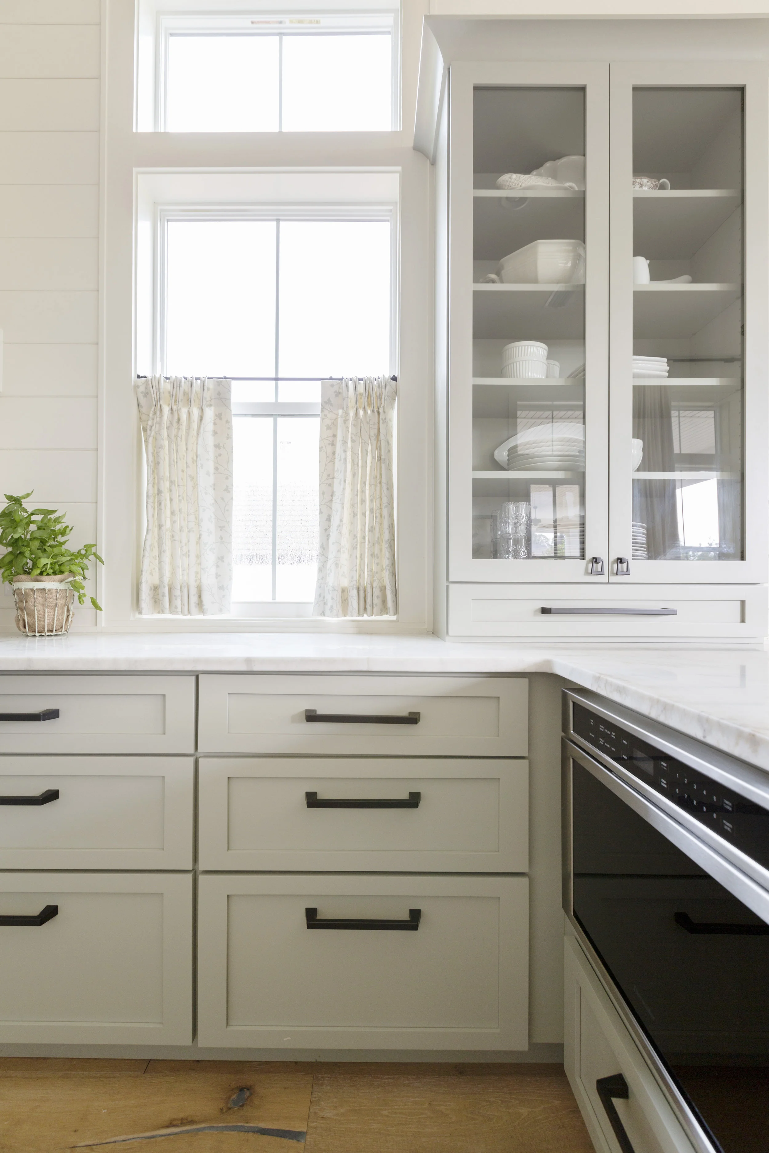 032_BakerDesign_Kelly.jpg