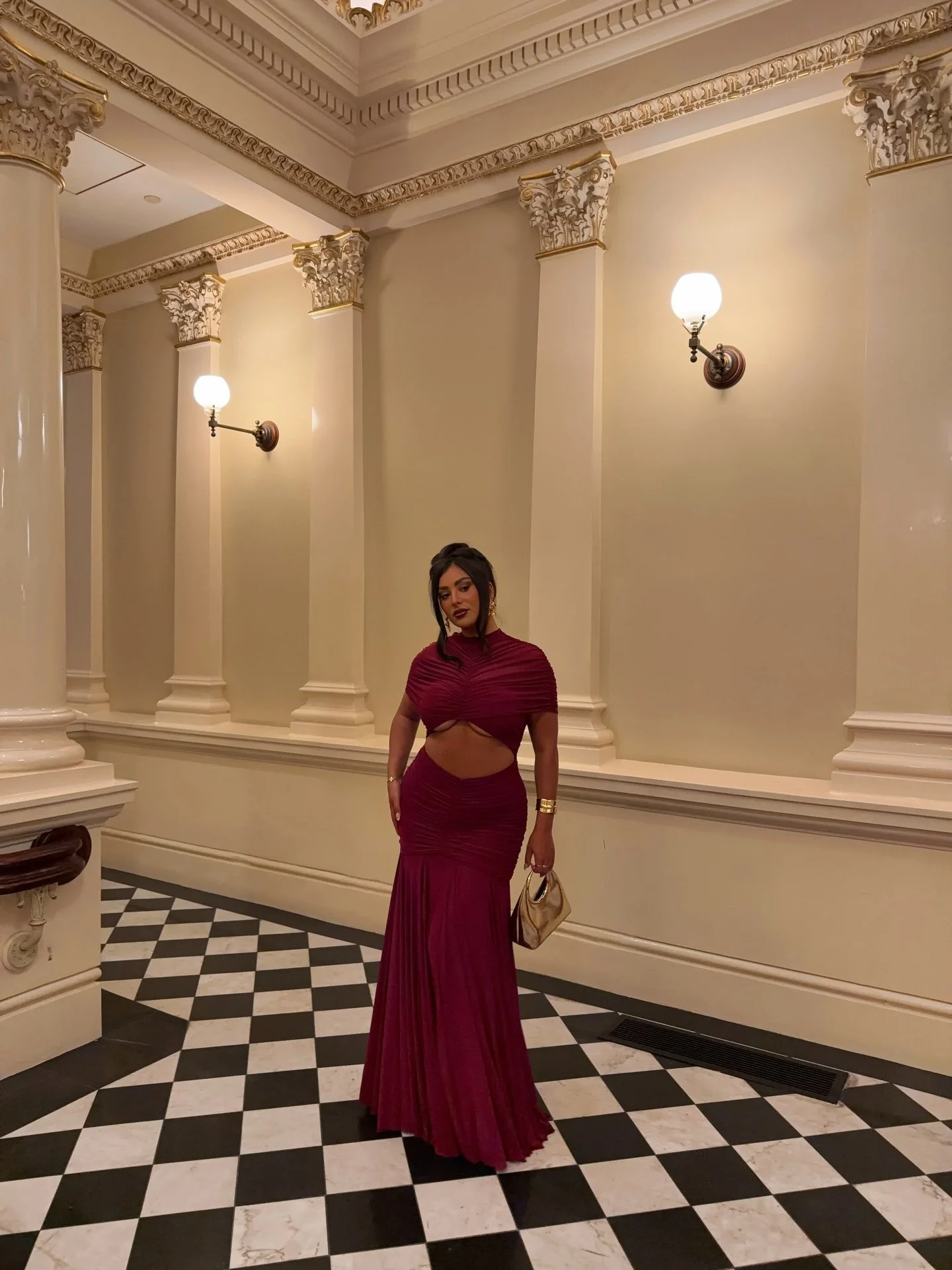 She doesn&rsquo;t chase, she attracts ✨ Celebrating the new Power of You by @armanibeauty 

#powerofyou #fragrance #beauty