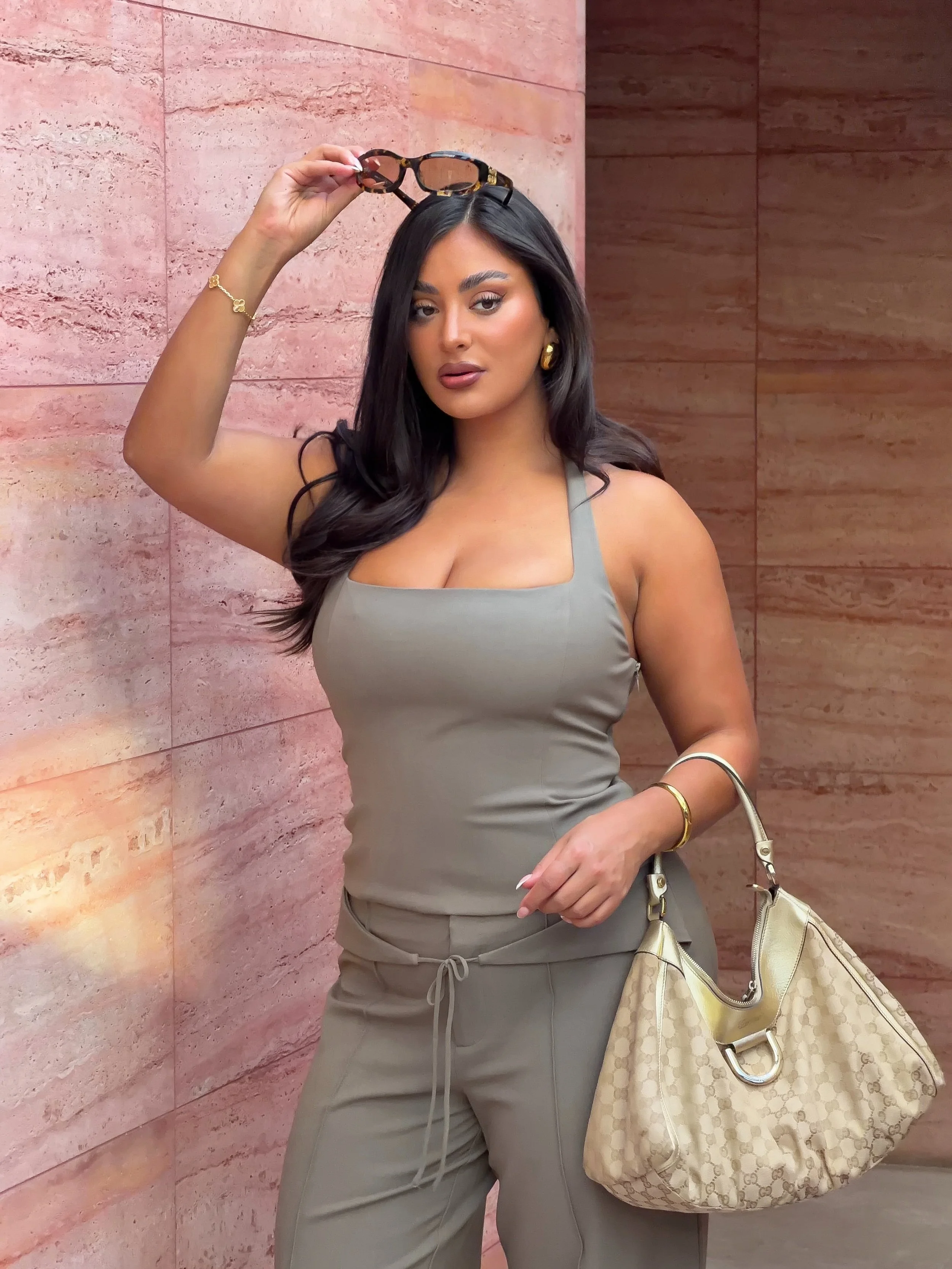 Another outfit that talked me into leaving the house @whitefoxboutique DC: LIVRAH