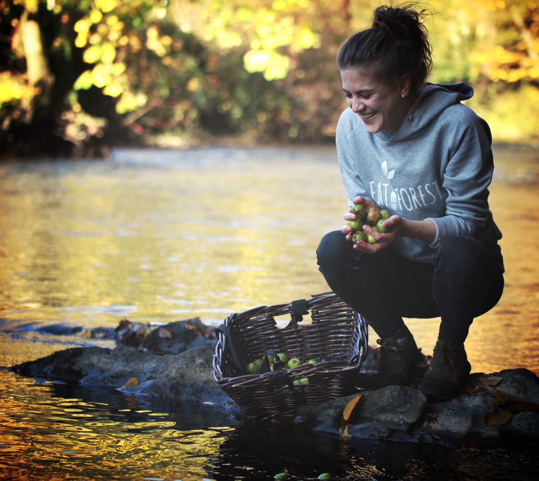 Eat The Forest Sweat shirt -> See webshop