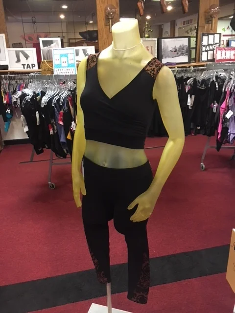 bra top and capri display.JPG