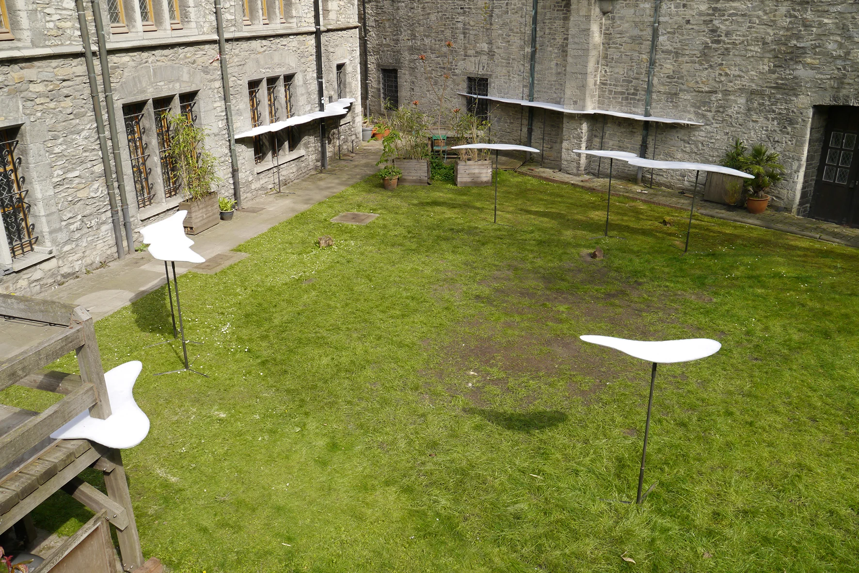 Waiting for the other shoe to drop 2017 approximately 30 x 26 x 1,7 m wood, metal, polyester, PE garden of Gerard the Devil's castle in Ghent, Belgium