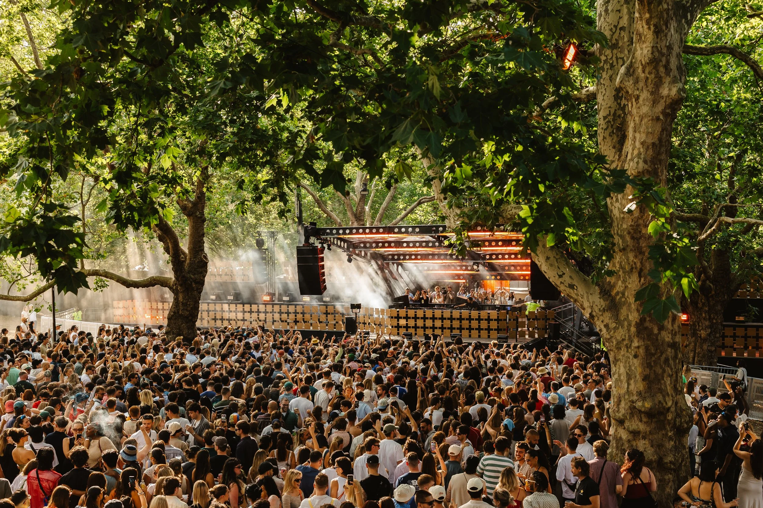 260801_KRANKBROTHER_Berlioz_FinsburyPark_SiennaLorraineGray_@siennalorrainegray-0954.jpg