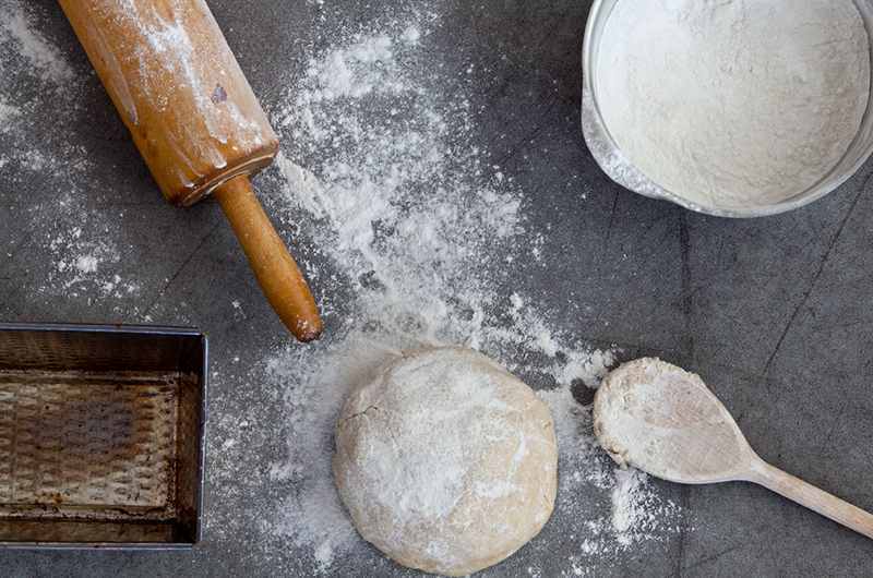 I boka lavFODMAP - Magevennlig mat deler jeg mine oppskrifter på gluten- og fruktanfrie melblandinger. Foto: Espen Edin Døhlen