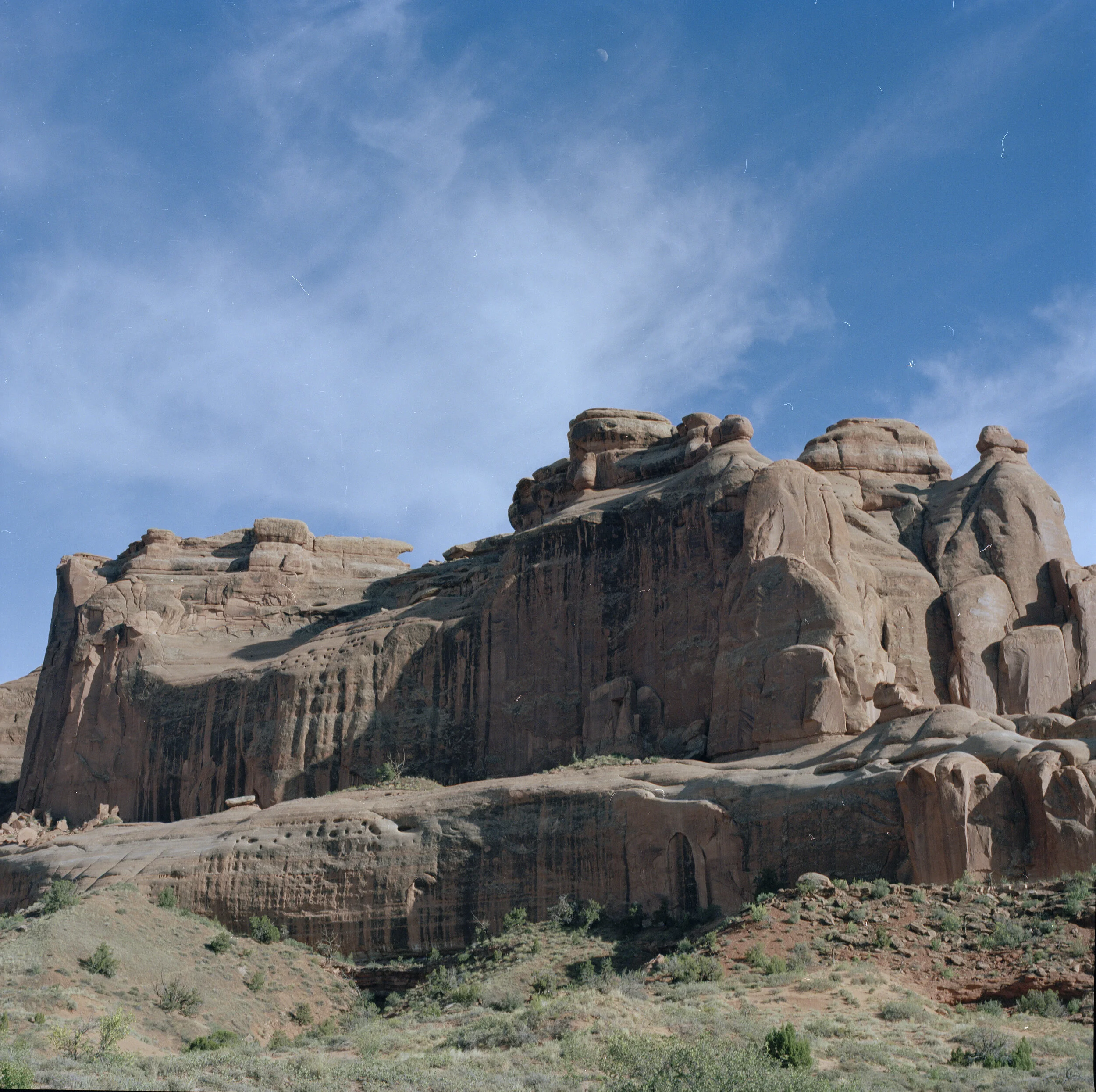 cliff2.jpg
