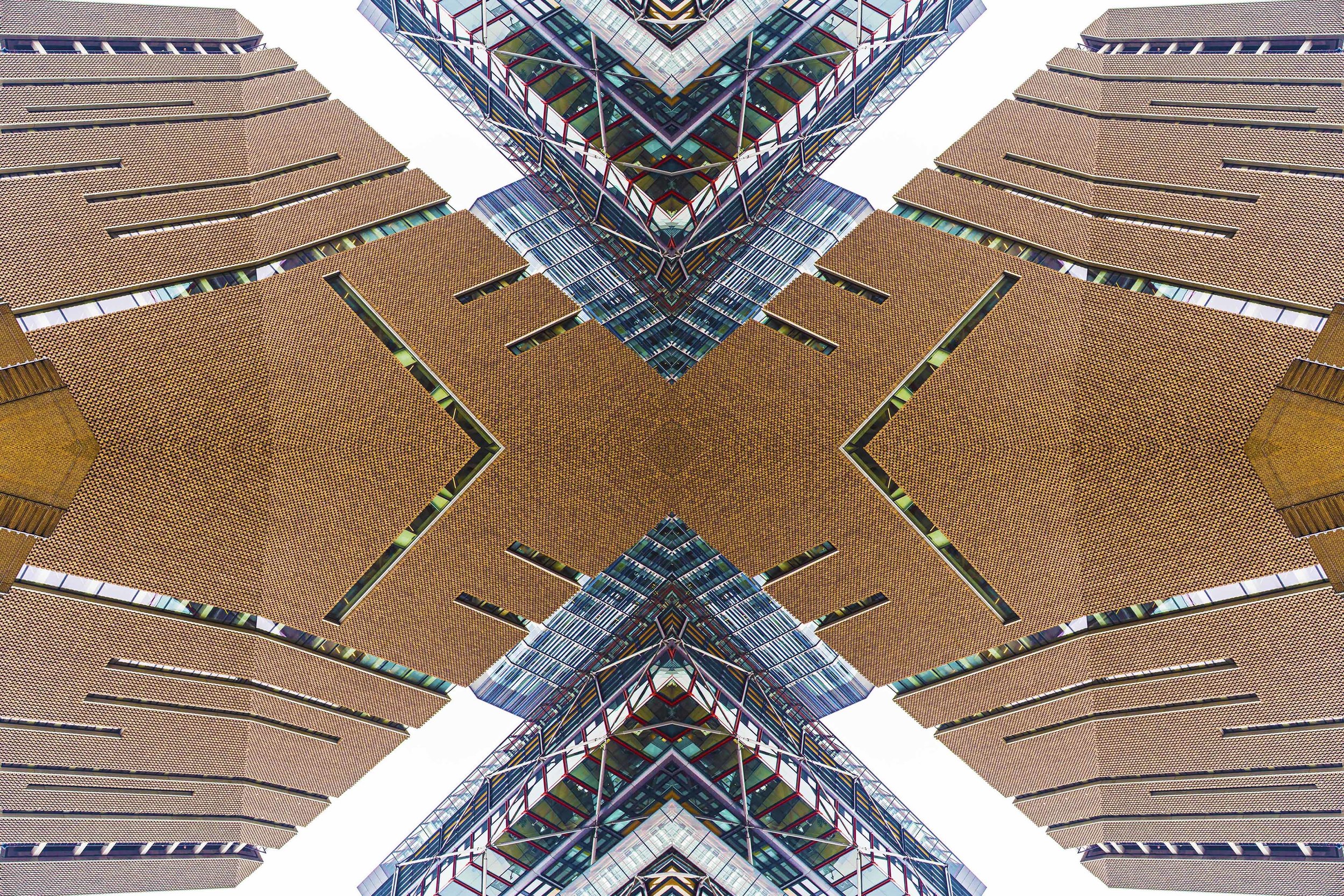 London Dream 7278Bthe-multiverse-AmirBECH.jpg