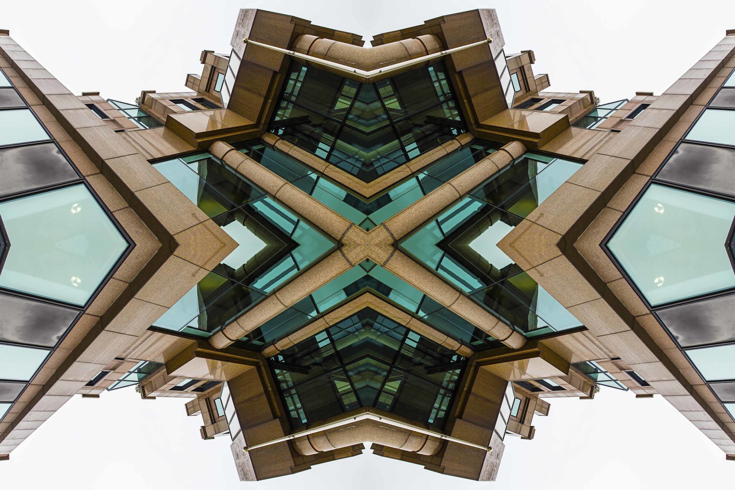 London Dream 7347the-multiverse-AmirBECH.jpg