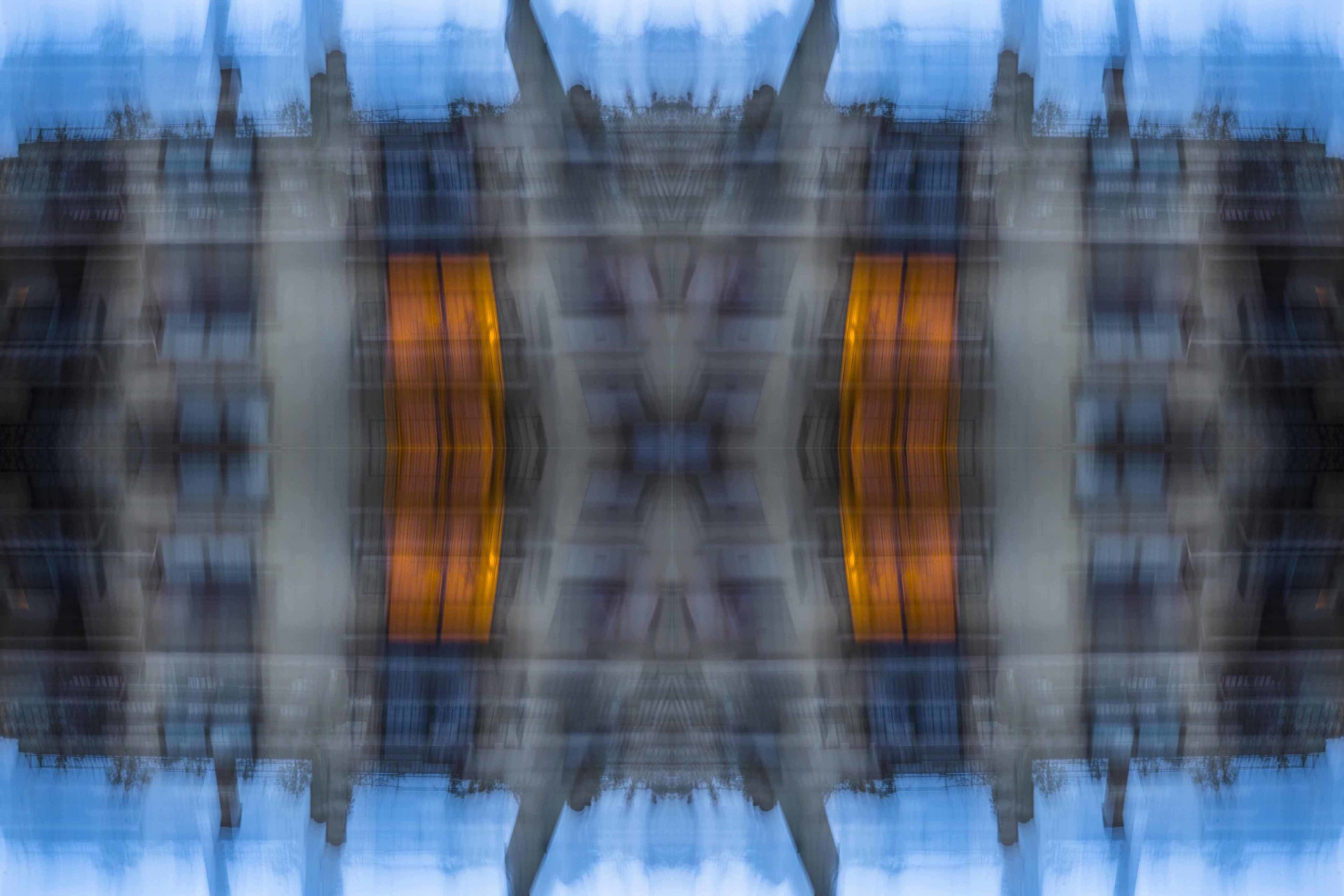 Paris 2685the-multiverse-AmirBECH.jpg