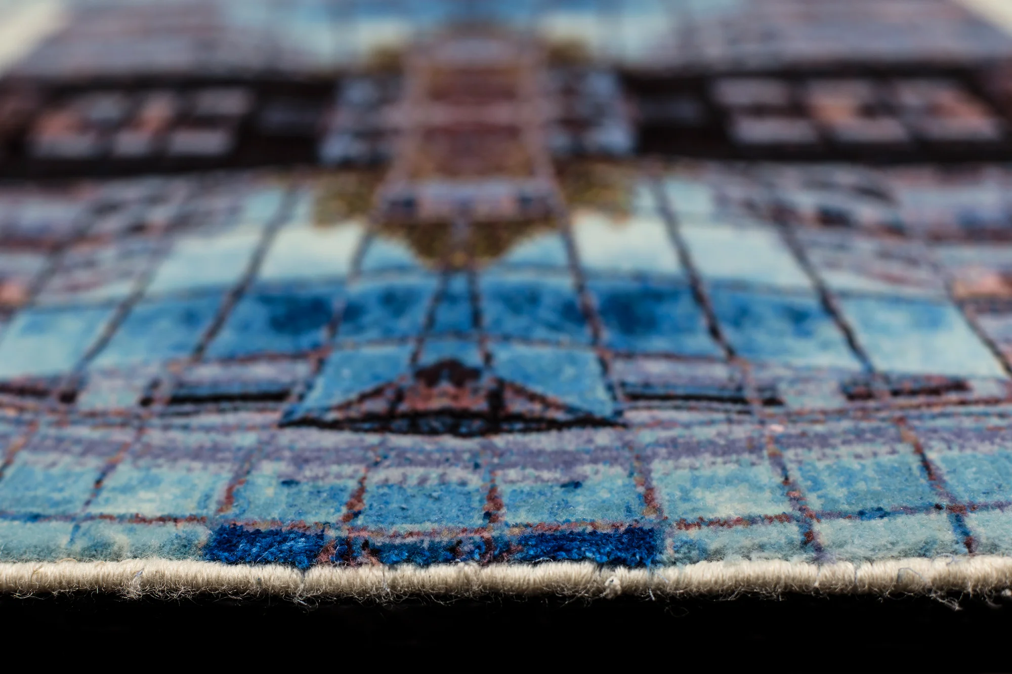 AmirBECH-TheWovenPhotographFront-Detail4941.jpg