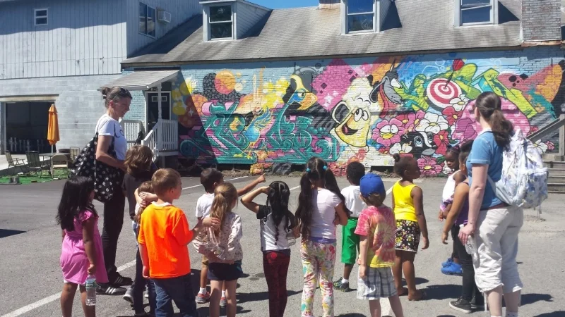 Kimberly Kae and students from GW at Keegan Mural