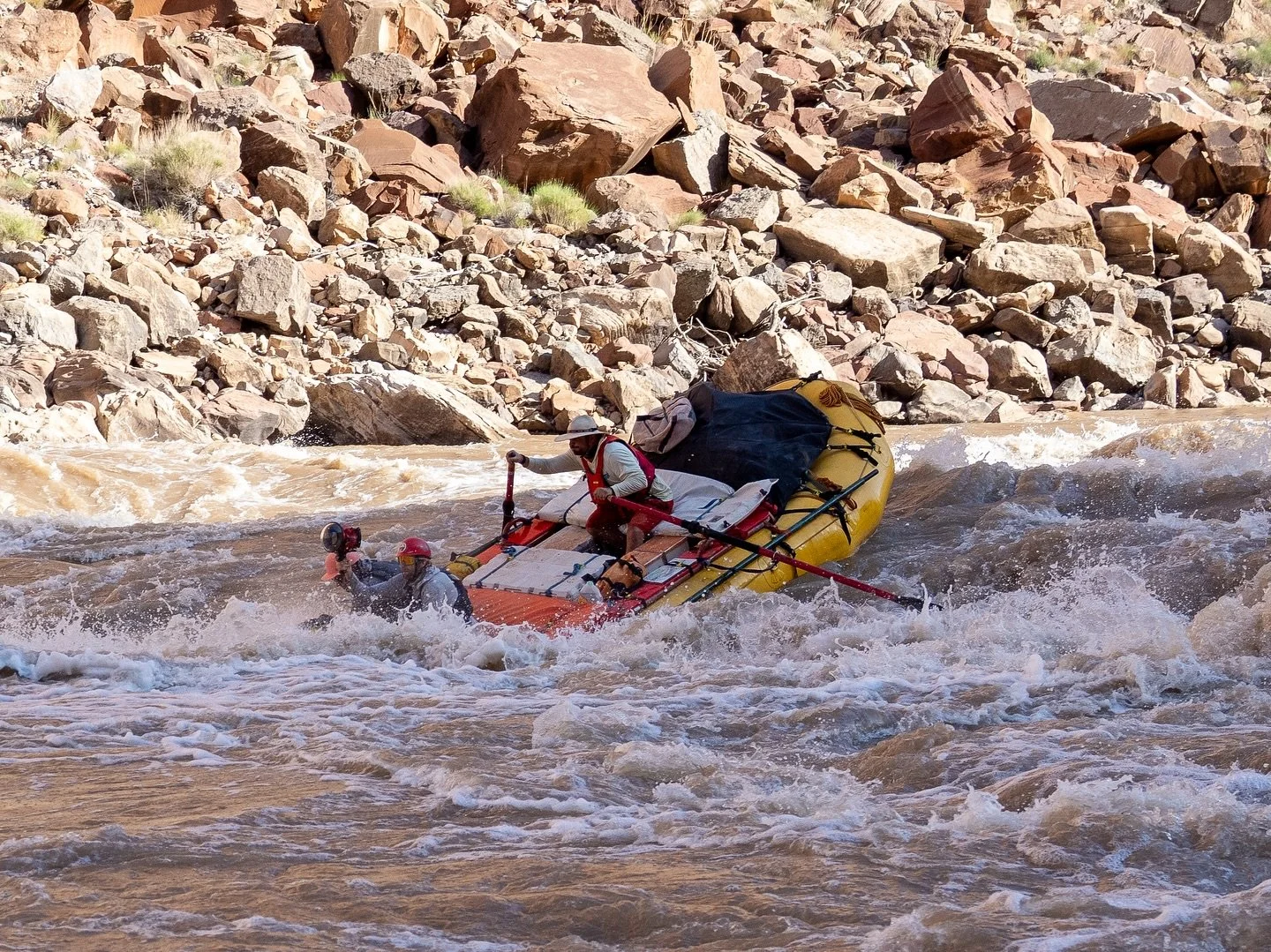 Some killer BTS images from our latest production in Cataract Canyon with conservationist and river running legend, John Weisheit (@colorado_riverkeeper). Very few things make me happier lugging camera equipment into remote areas in pursuit of meanin