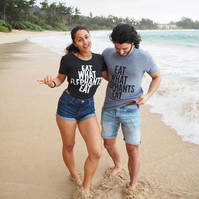 We love it!  #Couplegoals. @mangosteen_queen: We were wearing our &quot;eat what elephants eat&quot; shirts because couples who match vegan propoganda shirts together fight injustice together. ✌❤💪😘 🐰🐓🐥🐄🐏🐐🐖🐘🐒🐯🐕🐈 #craziesandweirdos