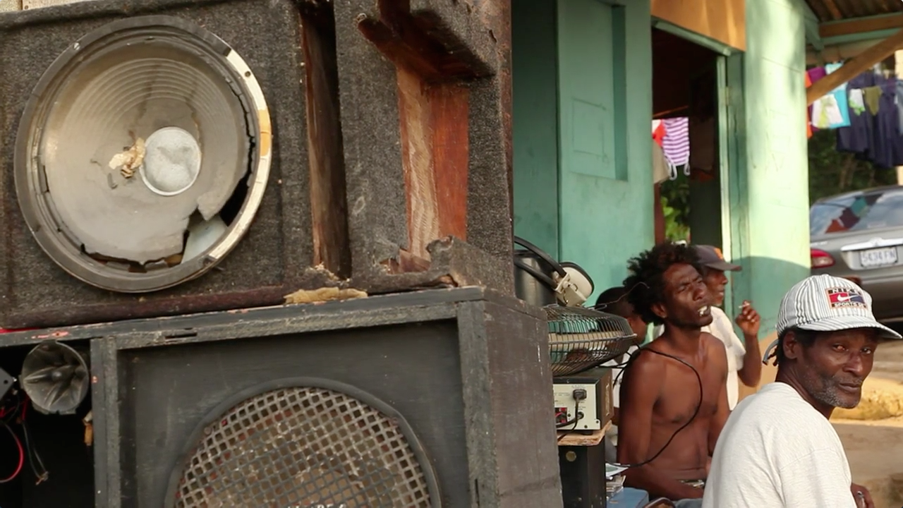 LargeUp_MissLilys_screenshot03.png