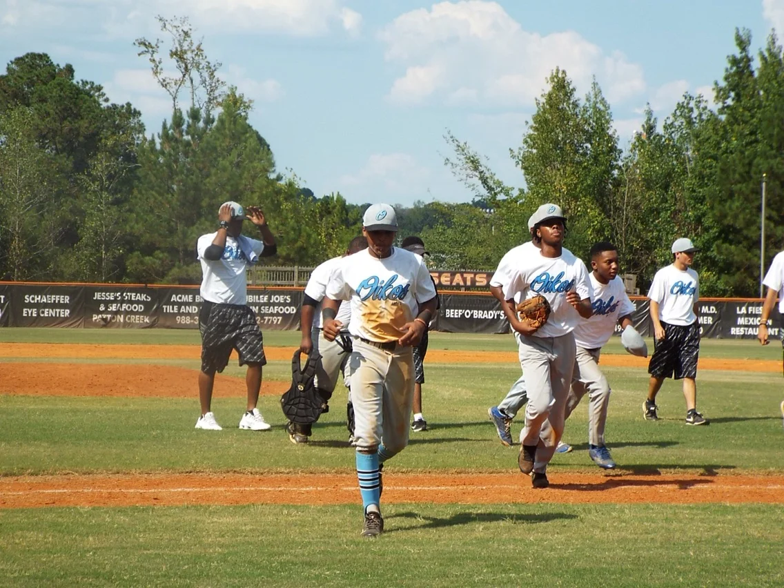 Oikos running off.jpeg