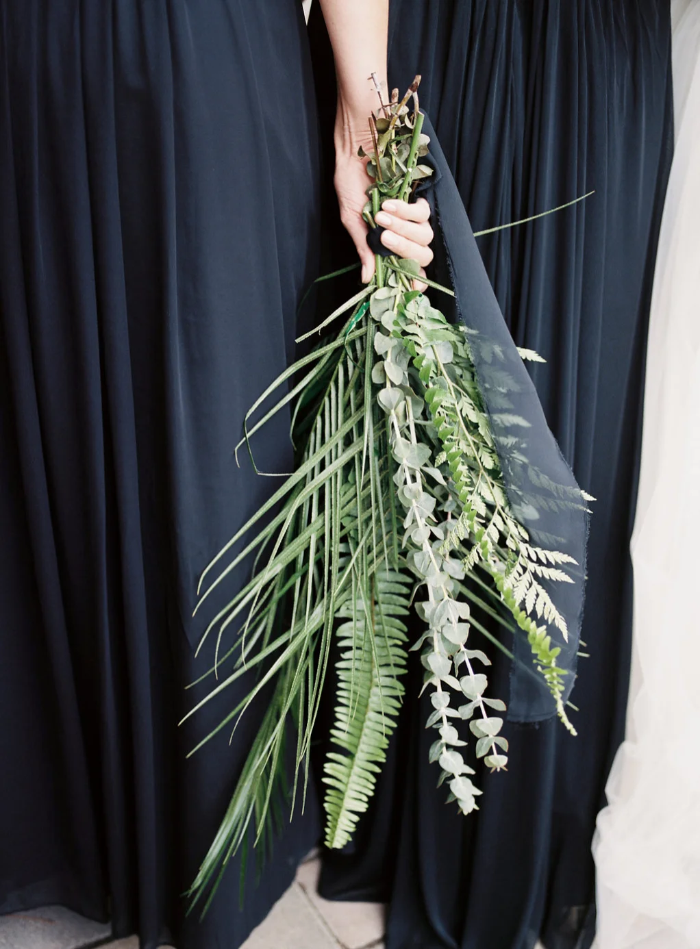 dark chiffon bouquet bundle .jpg