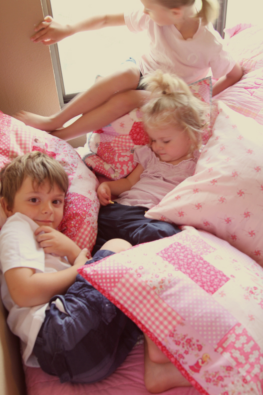 kids-and-pillows2.jpg