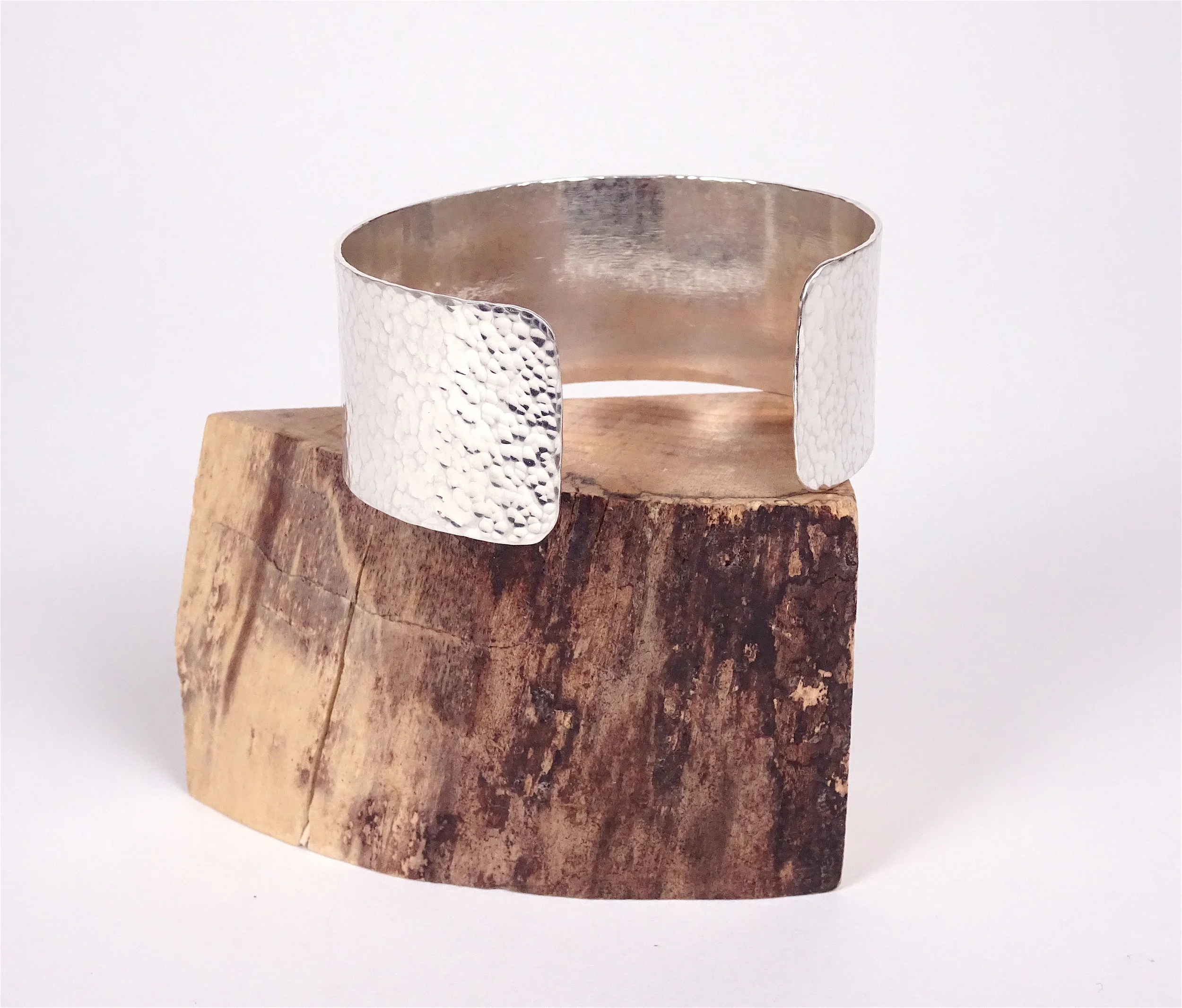 Dappled Cuff 1%22 back.JPG