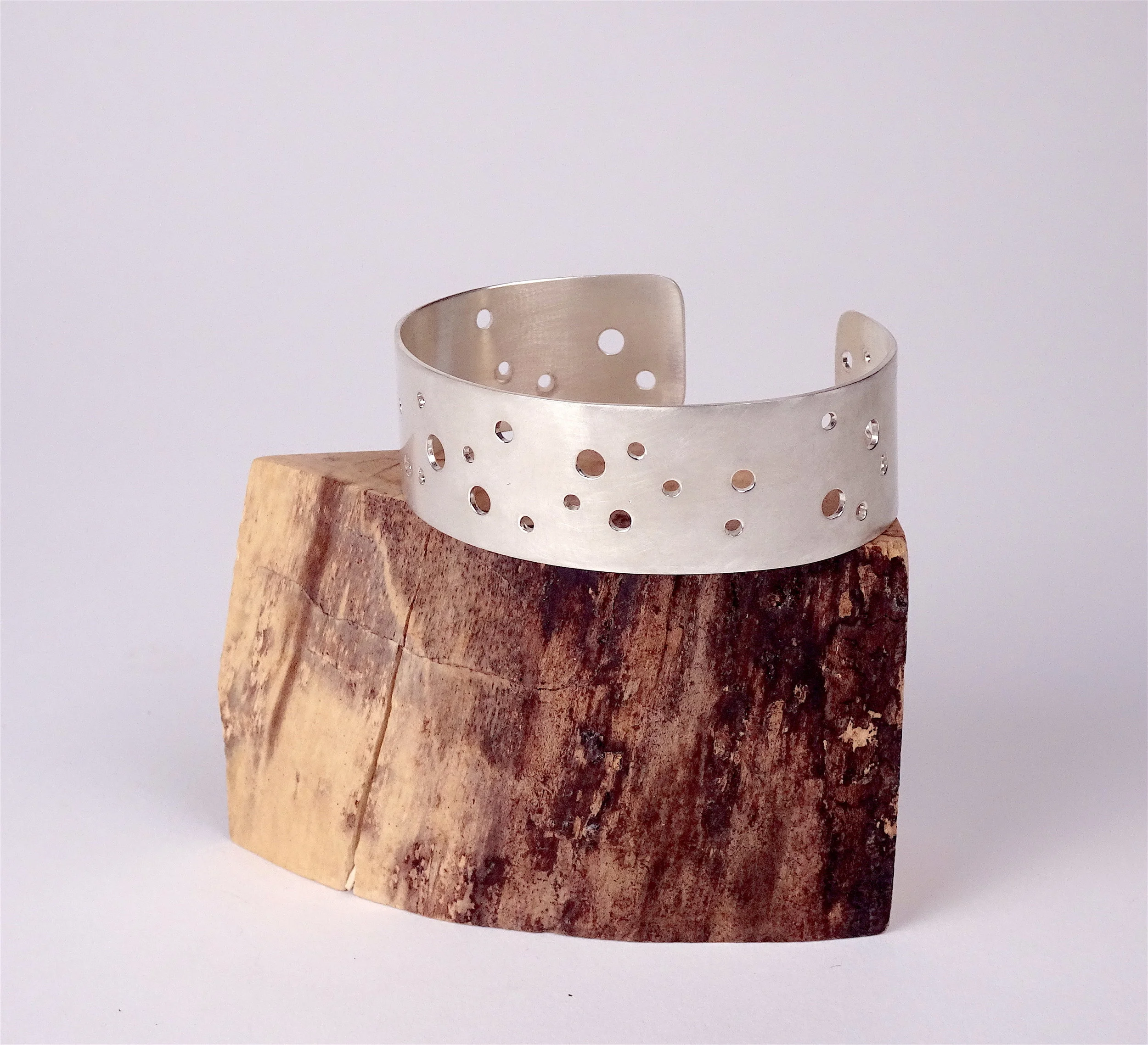 Constellation Cuff .75%22 front side.JPG