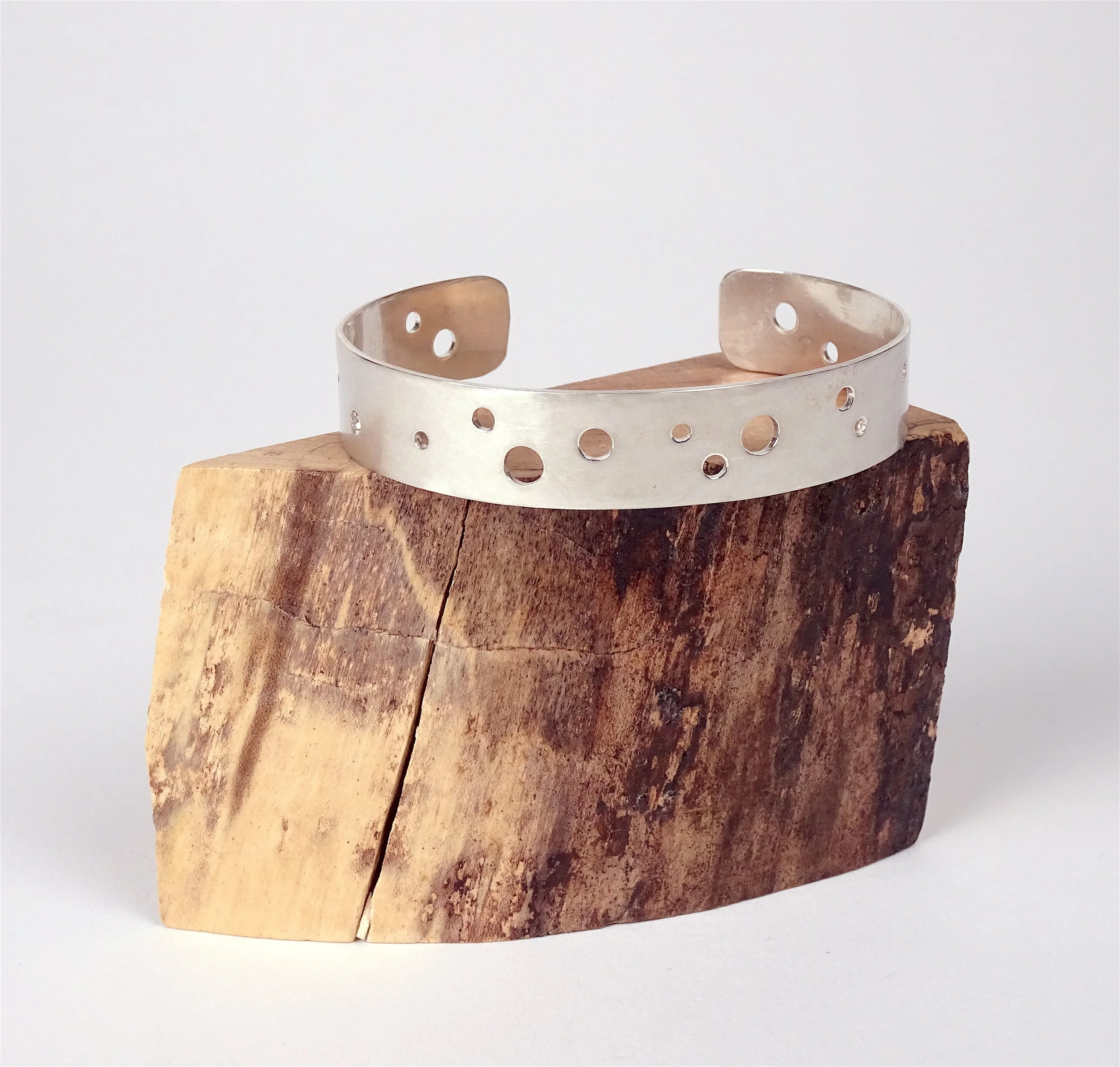 Constellation Cuff .5-1 front.JPG