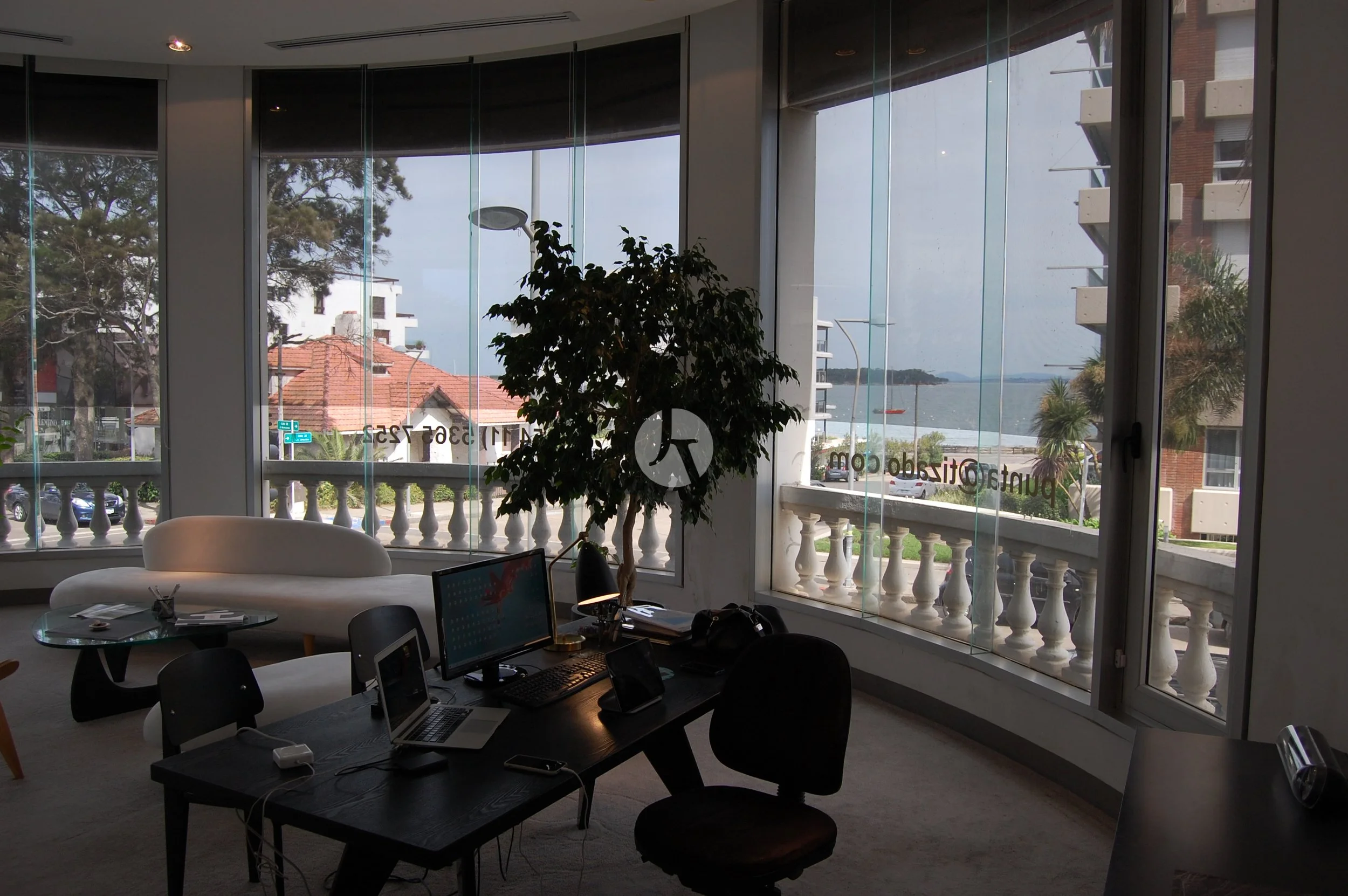 DSC_0004 (2)-watermarked.JPG