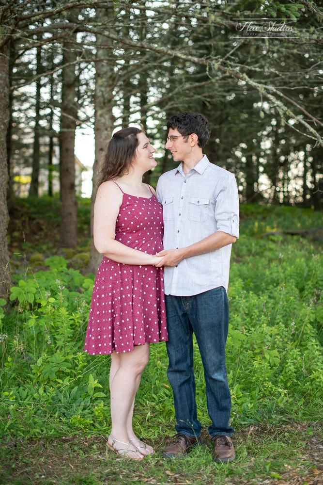 Marshall Point Lighthouse Engagement Photos-2.jpg