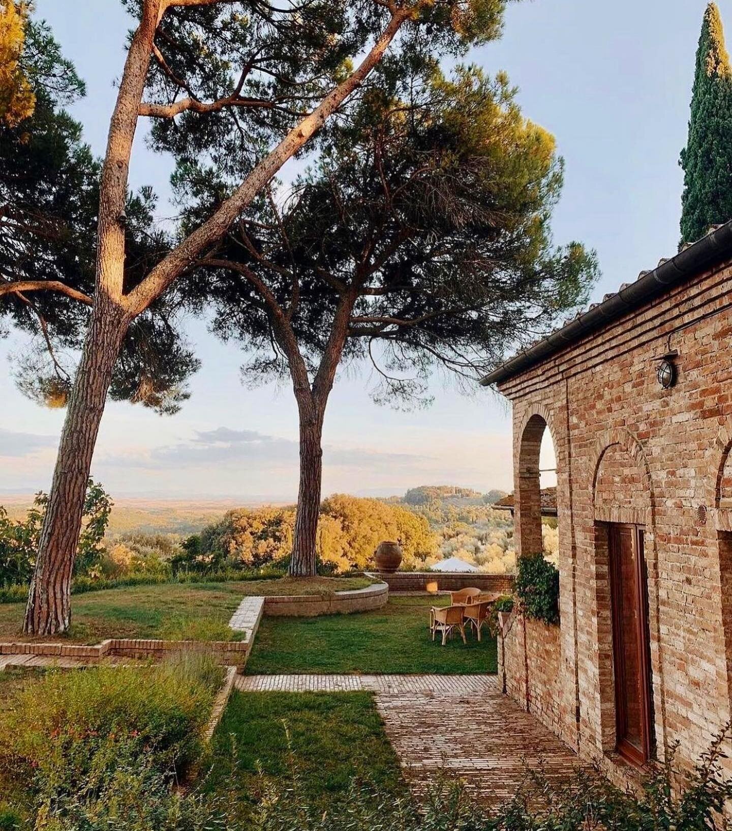 Custom Retreat planned for a very special group. 

#tuscanyretreat #weplanyouvacay #conciergetravel #conciergetuscany #conciergeretreat #tuscany #tuscanholiday