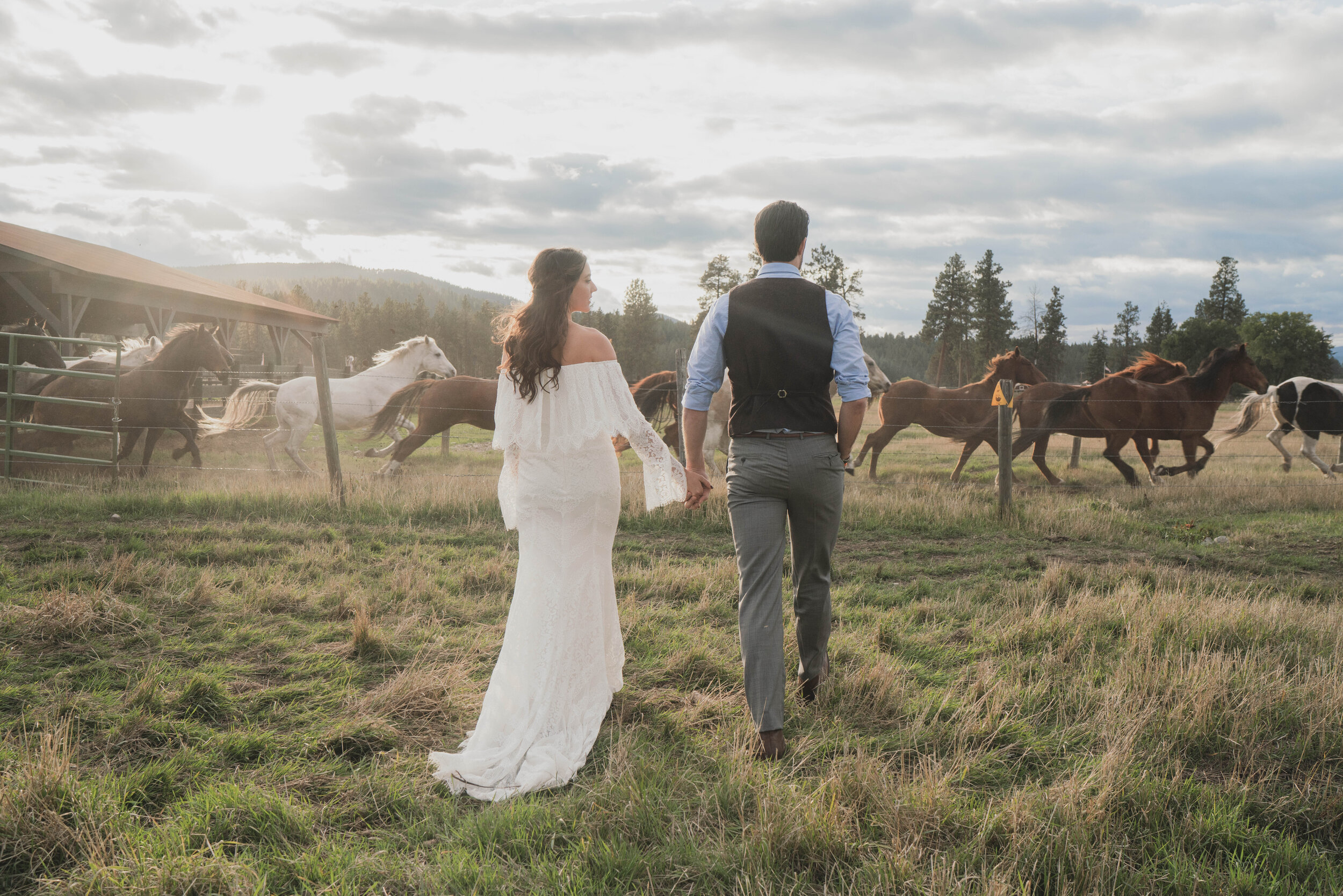  Wedding Photography by Stuart Thurlkill of Eyes 2 See Photography. Wedding is in Big sky Montana at the resort at Paws up in Greenough. 