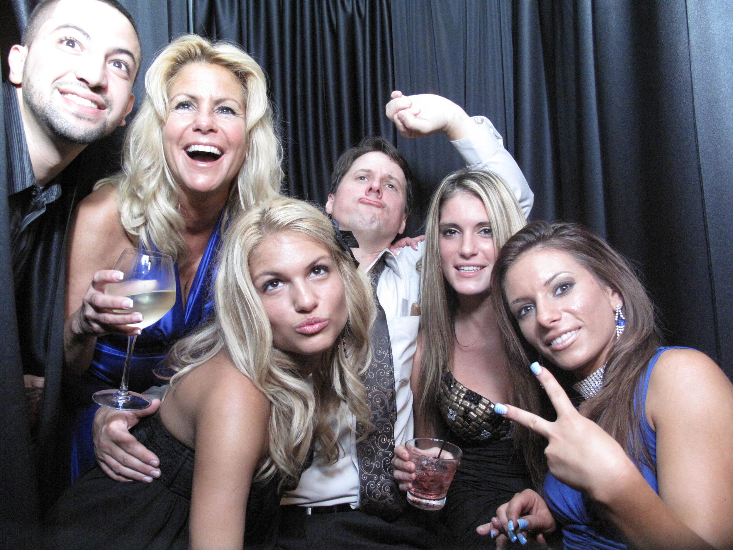 Snapshot Photobooths at McLoone's Supper Club in Asbury, New Jersey