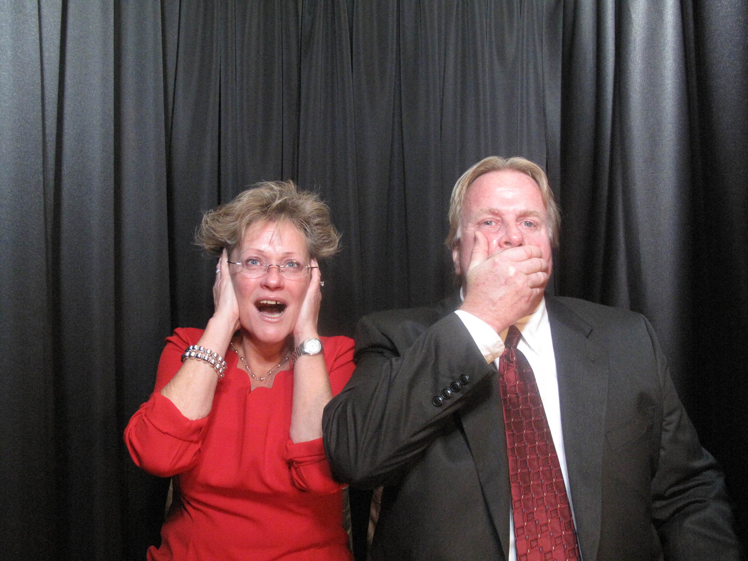 Snapshot Photobooths at the Versailles Ballroom at the Ramada Inn in Toms River