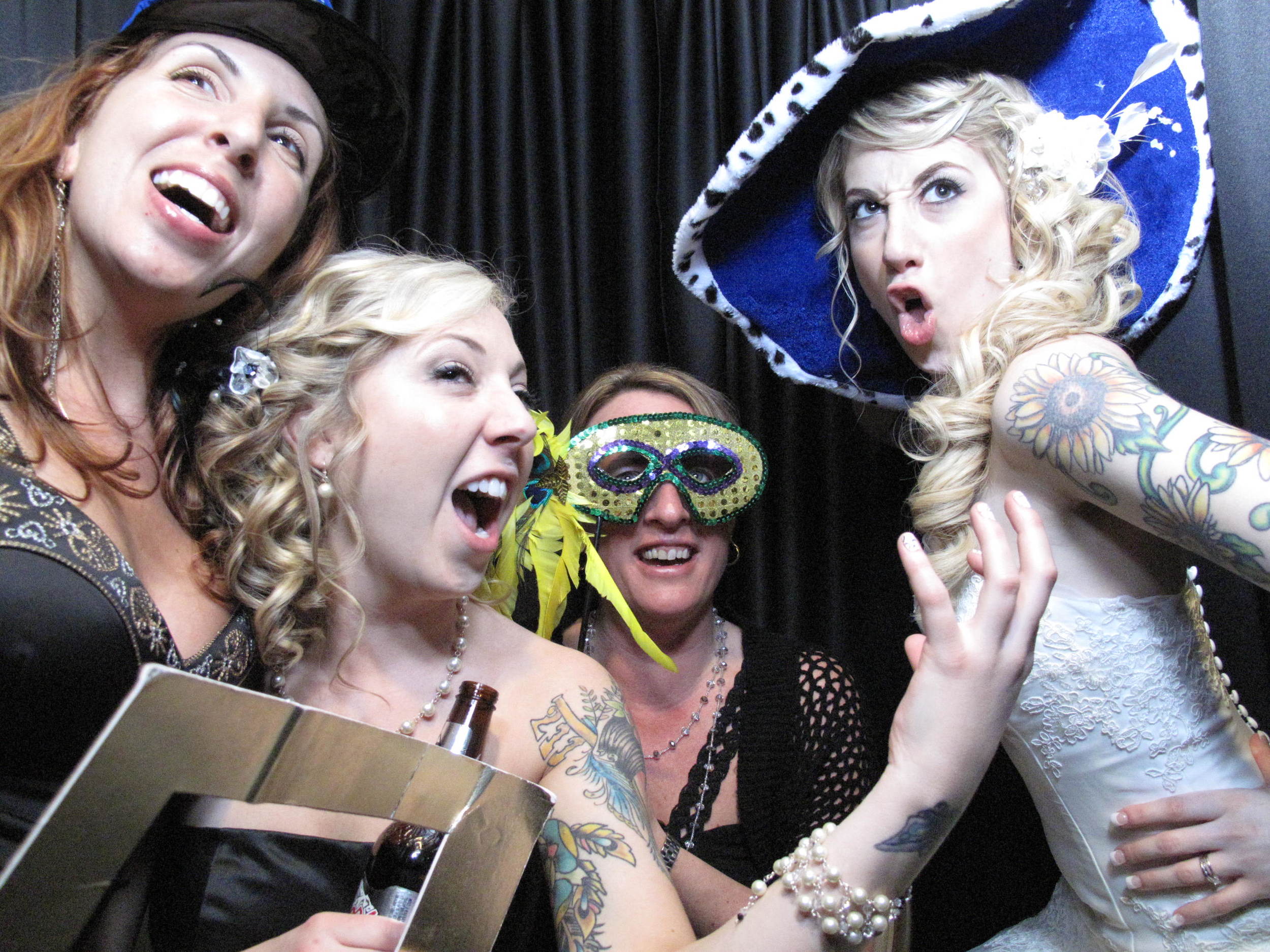 Snapshot Photobooths at Skyland Manor