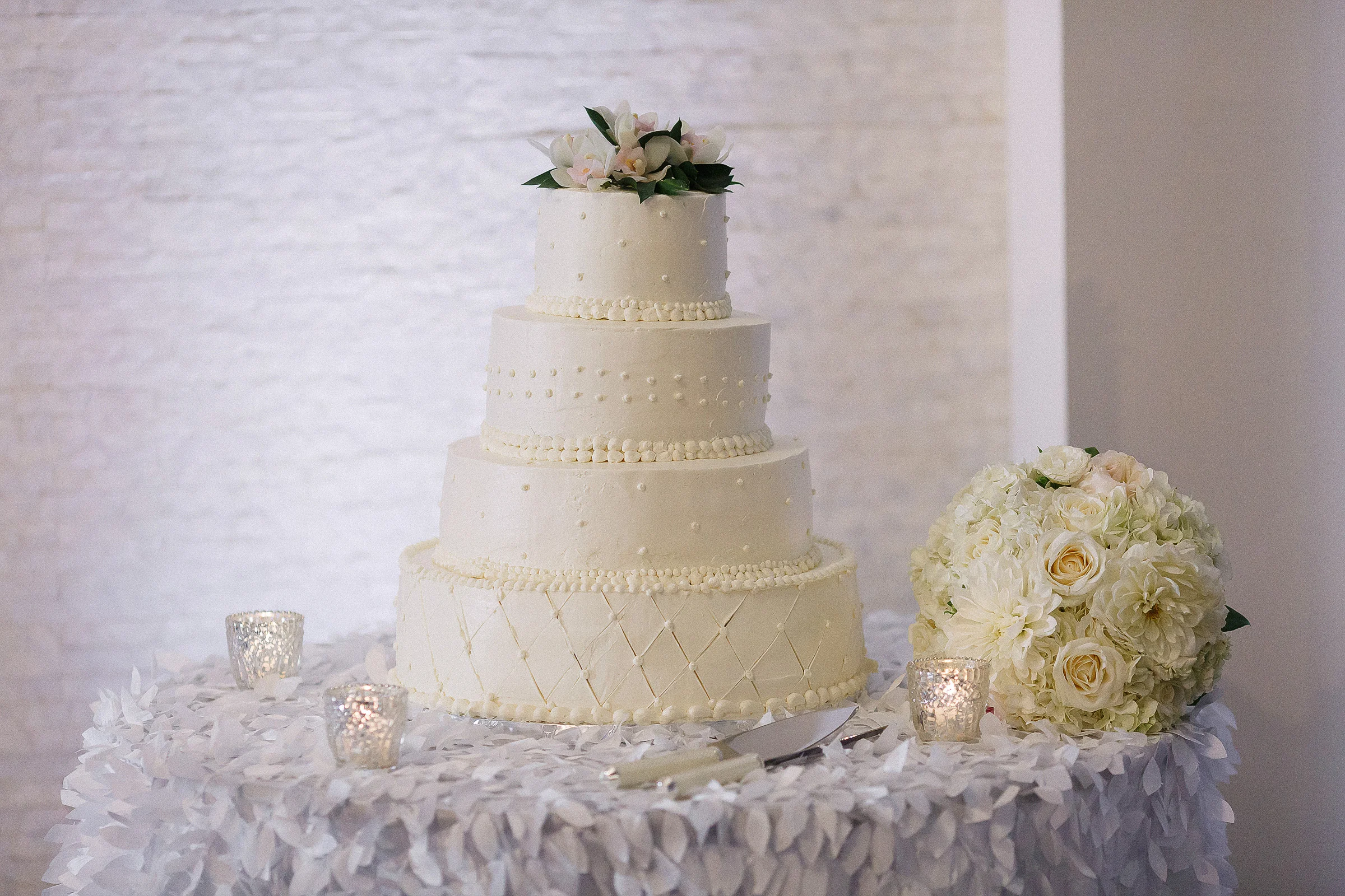 Classic Romantic Newport Wedding by Kelly McVeigh Events
