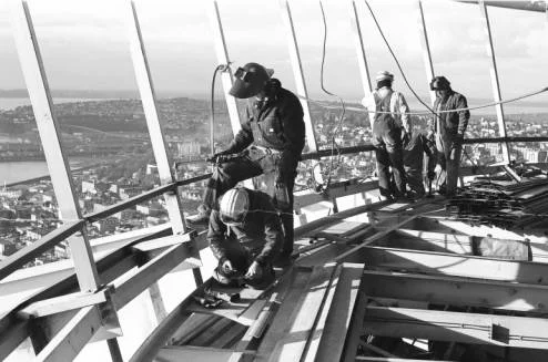 Workers_on_Space_Needle_Restaurant_level_ca_December_28_1961.jpg