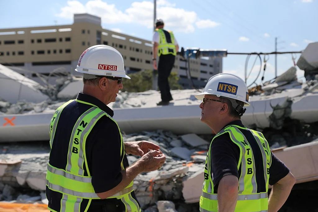 FIU_Bridge_NTSB_inspection.jpg
