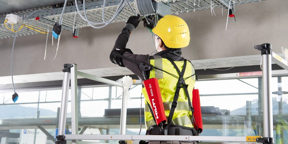 hilti exo-01 exoskeleton.jpg