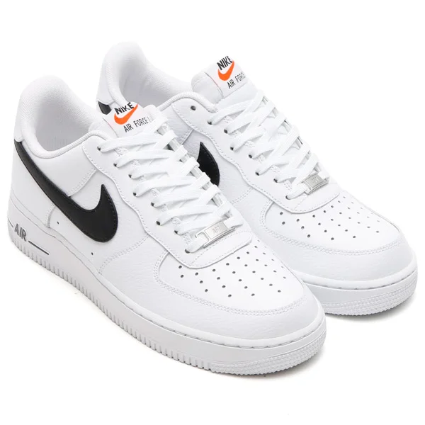air force one low white and black