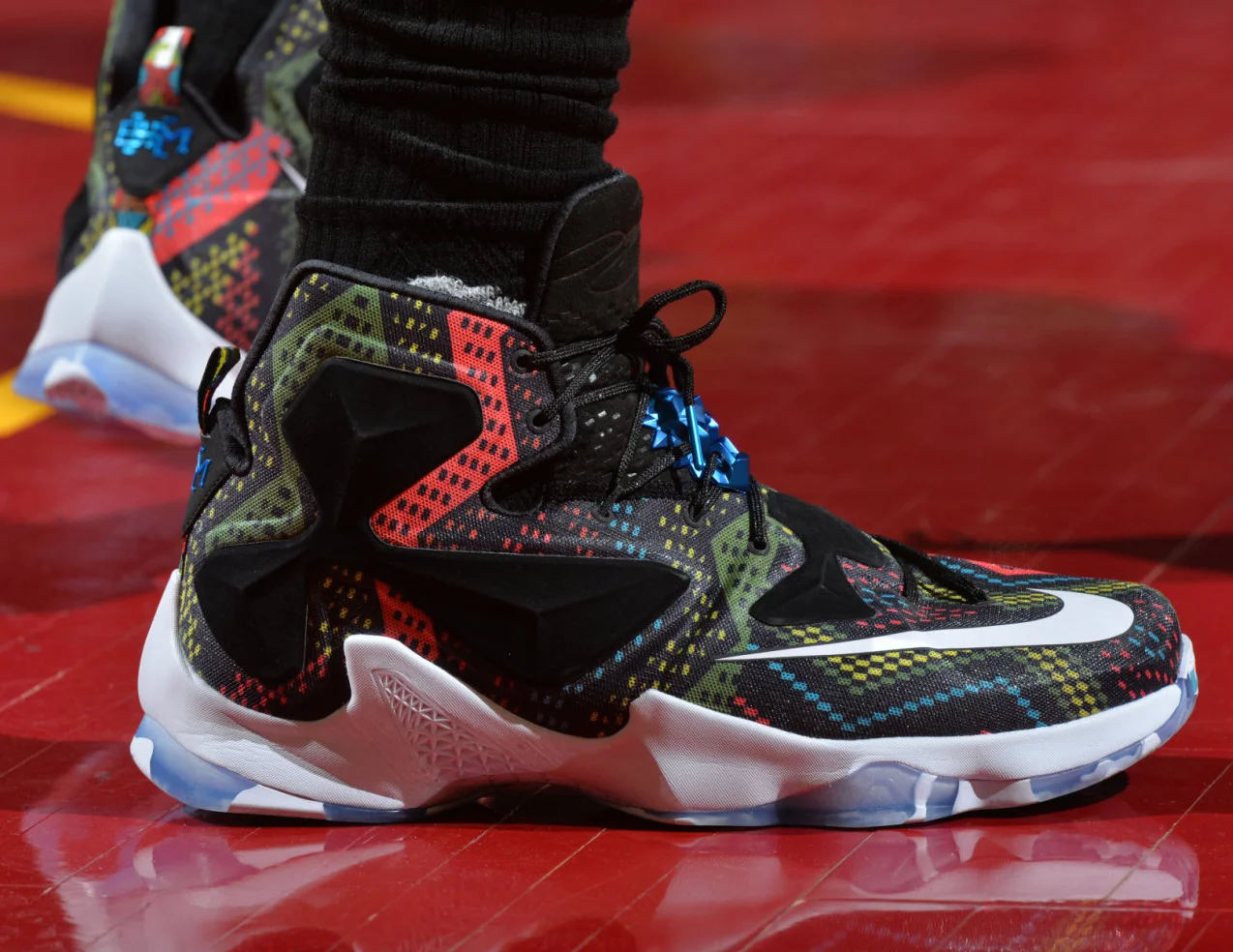 lebron james bhm shoes